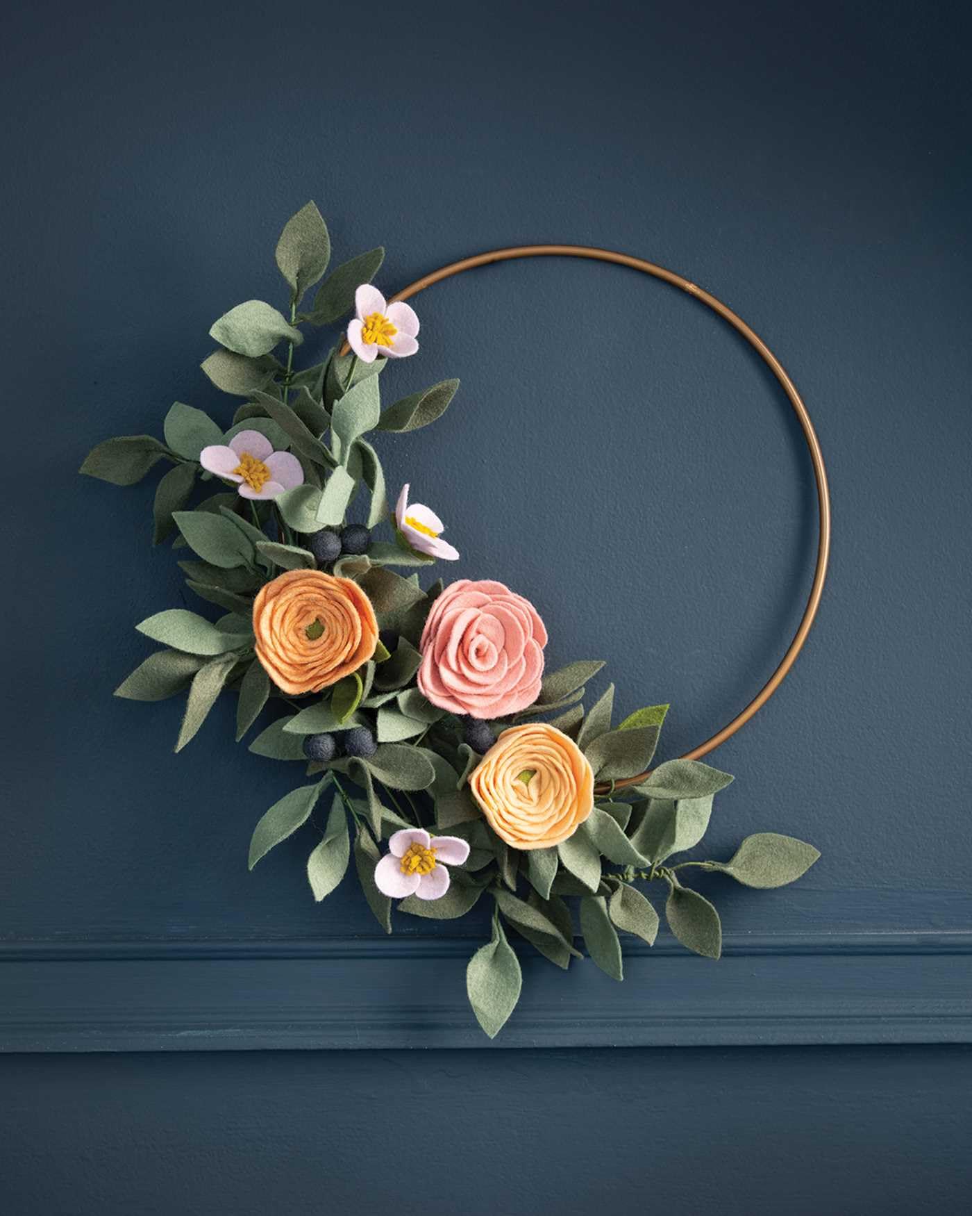 Felt Flower Workshop: A Modern Guide to Crafting Gorgeous Plants and Flowers from Fabric