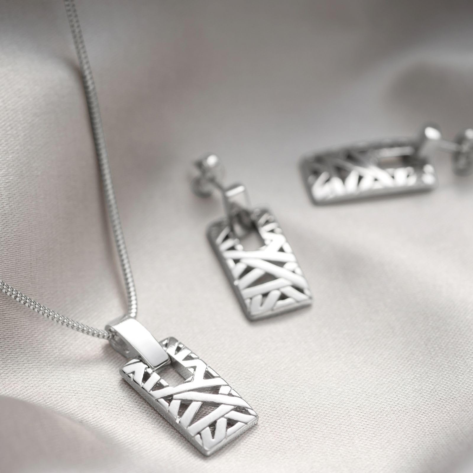 LillyMarie Schmuckset Aus Sterling Silber Mit Rechteckigem Anhänger Und Ohrstecker Für Frauen