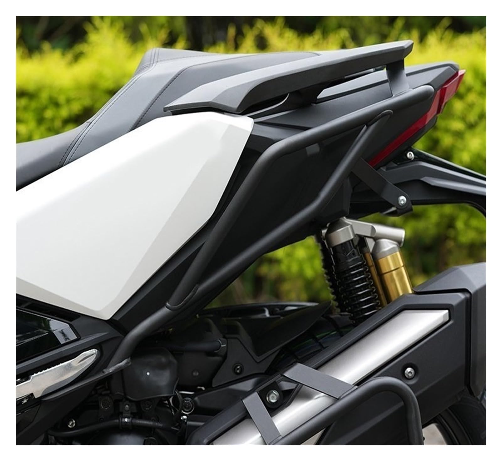 Crash Bar Protezione Per ADV350 Per ADV-350 Per ADV 350 2024-2025 Paramotore Per Moto Barra Di Protezione Per Telaio Paraurti Per Autostrada Paramotore Tubolare(A-Black)
