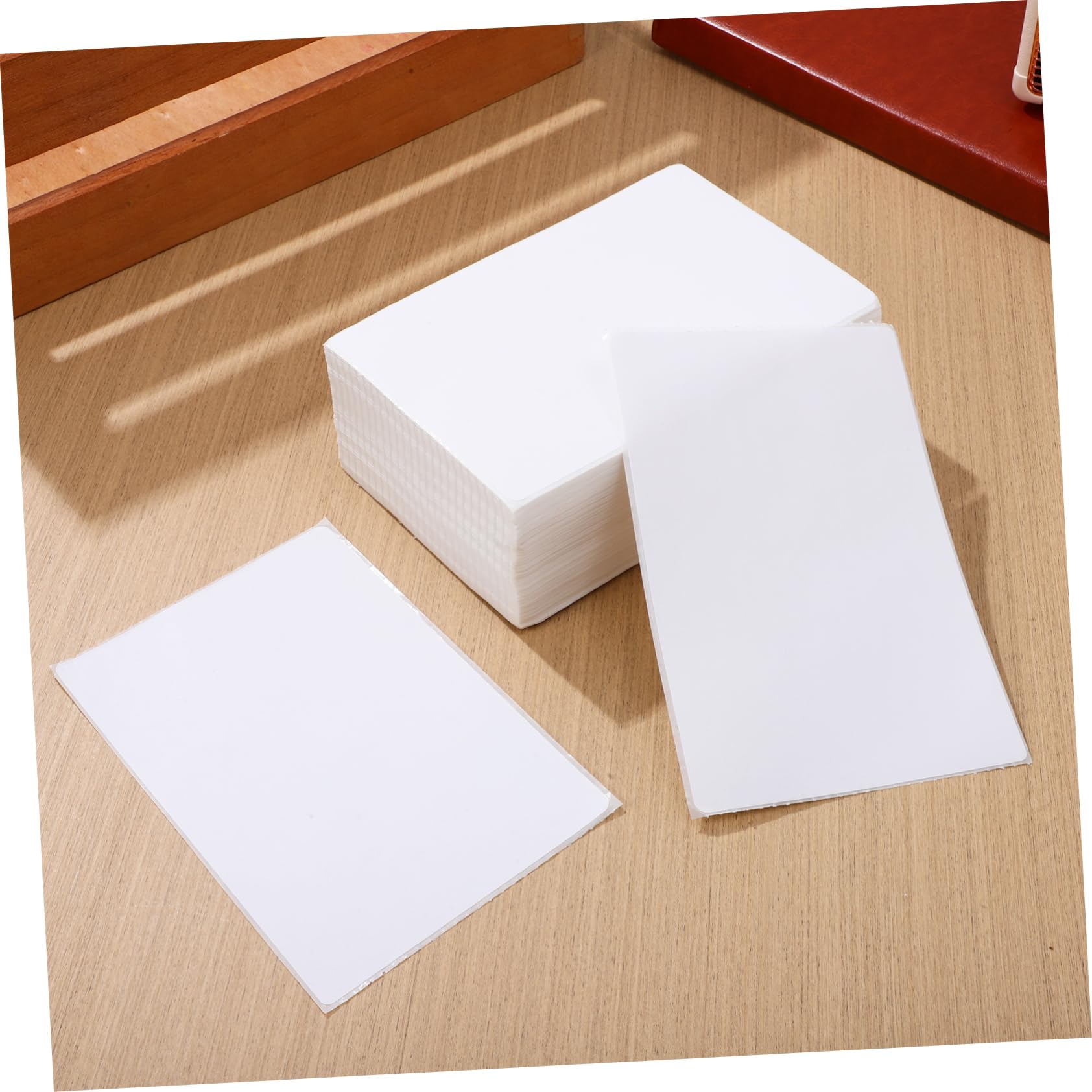 500 Stück Thermodirekt Versandetiketten Selbstklebend 100x150mm Thermopapier mit Perforation Starke Haftung Langlebig für Thermodrucker Versand Verpackung