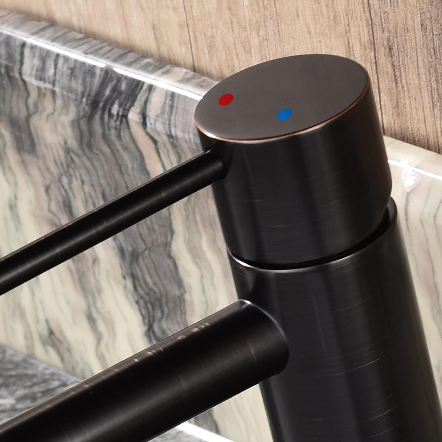 Oil Rubbed Bronze Single Handle Bathroom Faucet with Deck Plate