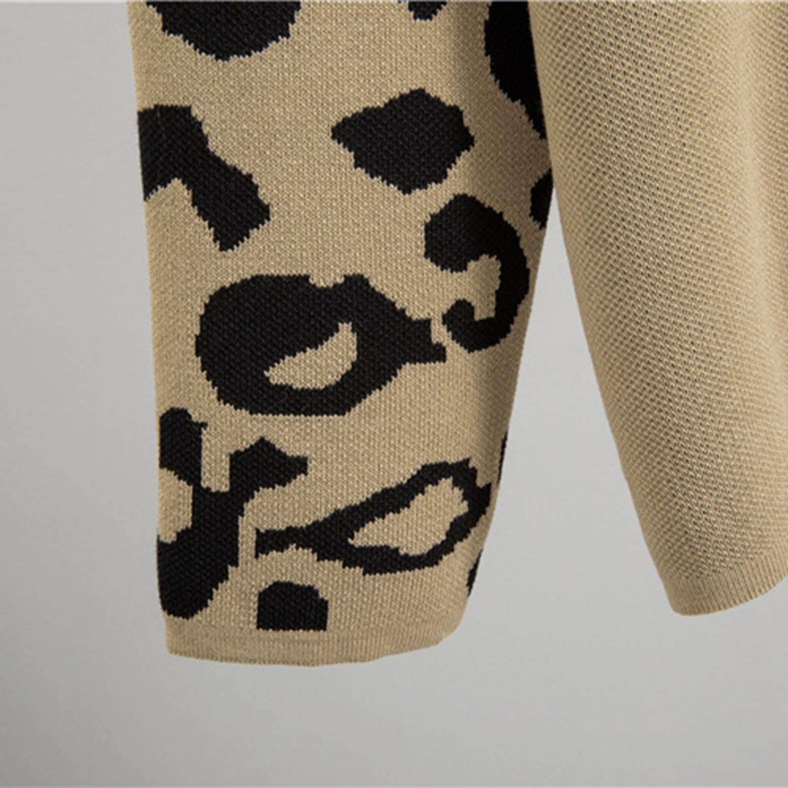 2026 Maglione Invernale Da Donna Due Pezzi Motivo Leopardato Casual Alla Moda Pantaloni Della Tuta Morbido Pullover + Pantaloni da Jogging A Vita Alta Chic e Elegante Confortevole Per Casa
