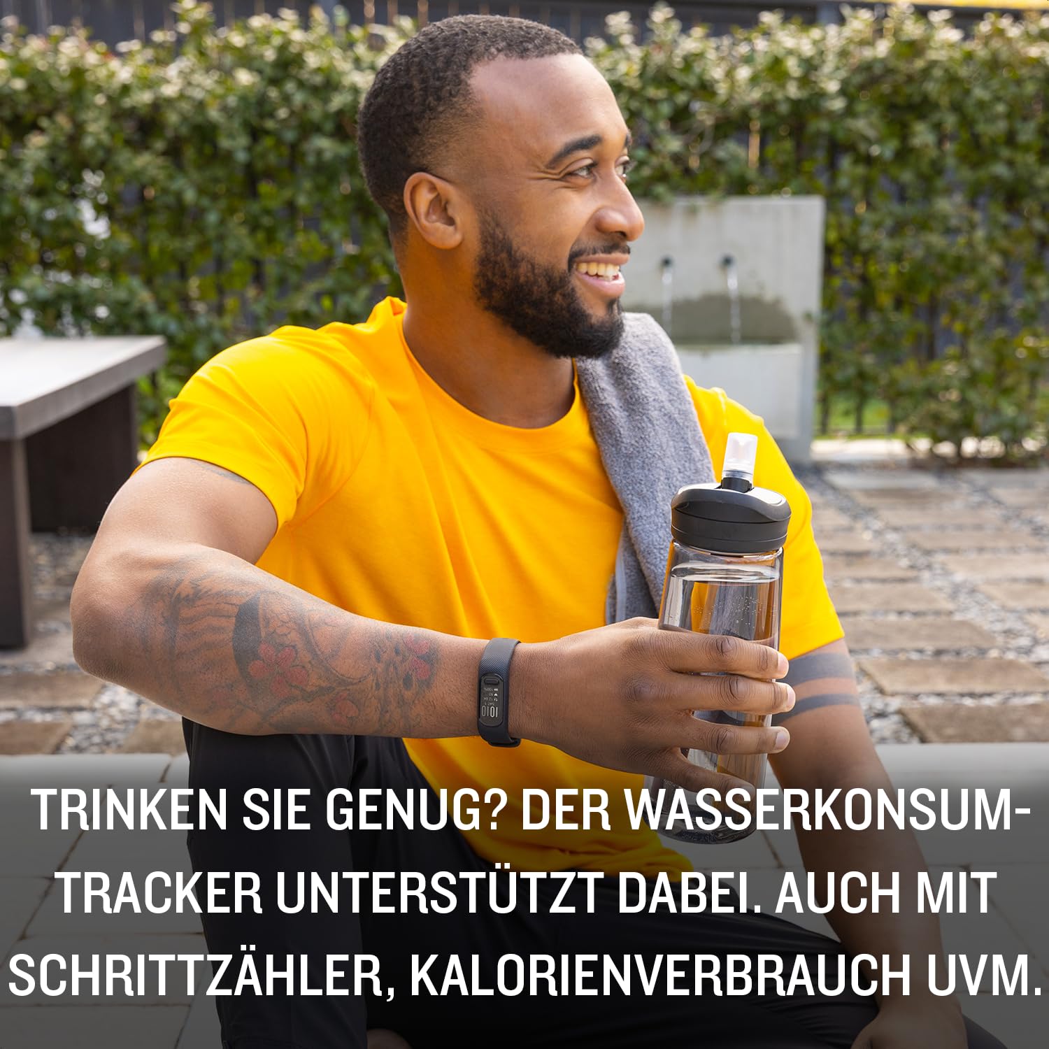 Garmin vívosmart 5 – Fitness-Tracker mit extragroßem OLED-Touchdisplay, Gesundheitsfunktion wie Schlafqualität und Herzfrequenzmessung. Bis zu 7 Tage Akkulaufzeit, wasserdicht und Notfallhilfe.