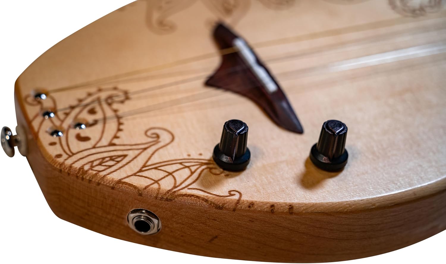 Boondocker Dulcimer Guitar 4-String Diatonic Instrument Acoustic/Electric with Piezo Pickup - Maple/Spruce "Henna" Top