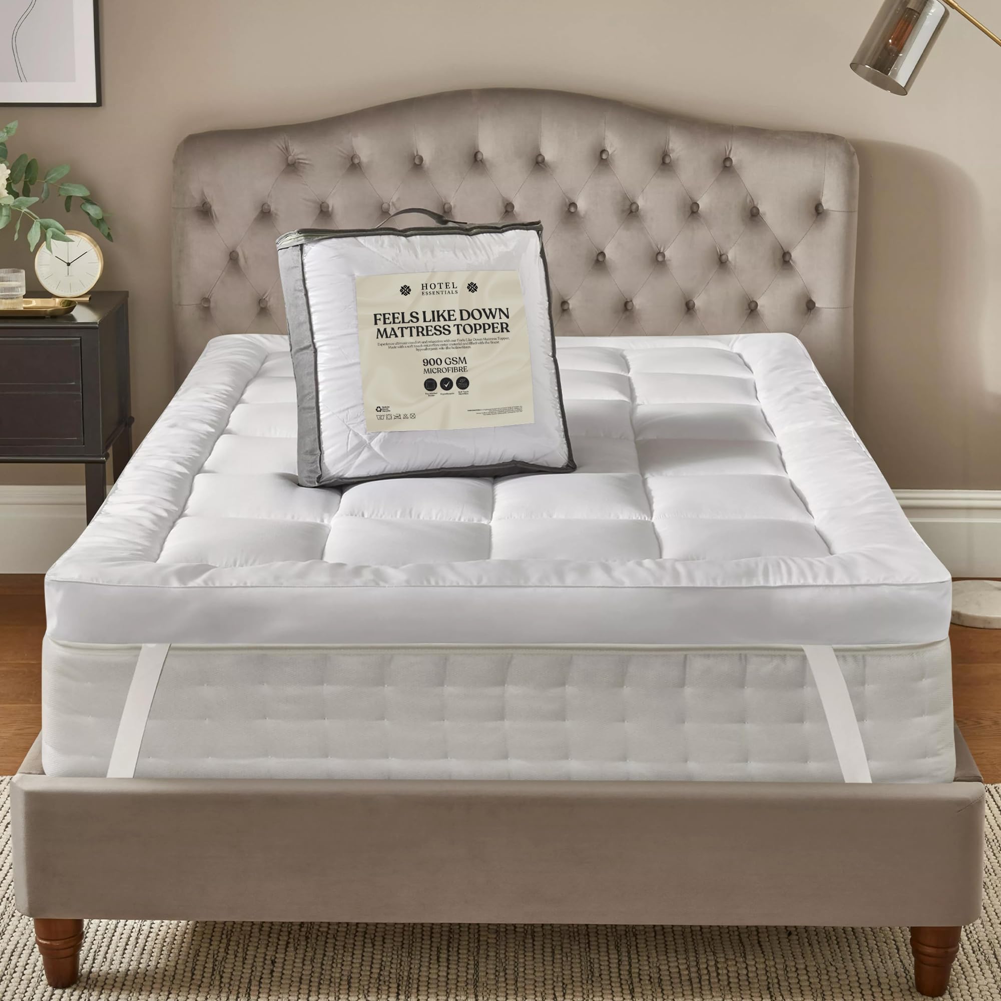Hotel Essential Soft Touch Mattress Topper 4 Inches Thick Extra Deep Fit Mattress Enhancer with Elasticated Straps - Anti-Allergy Box Stitched Bed Topper for Comfortable Sleep (900 GSM, Double)