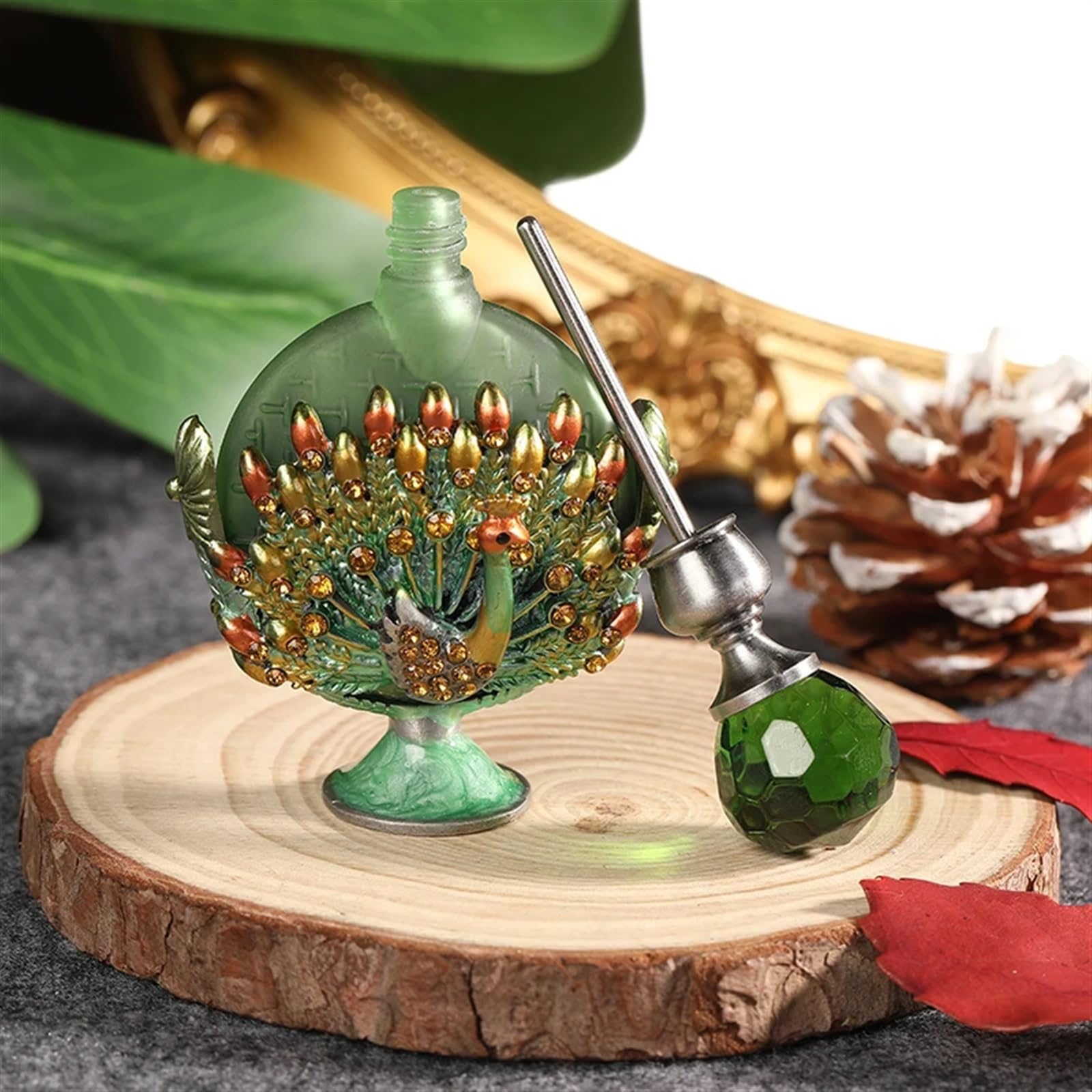 1 Stück Vintage 7 ml Pfau nachfüllbar leere Parfümflasche Metall Emaille Display Dekor Smaragd Kappe grün Glas Tropfer Geschenk Für Den Täglichen Gebrauch