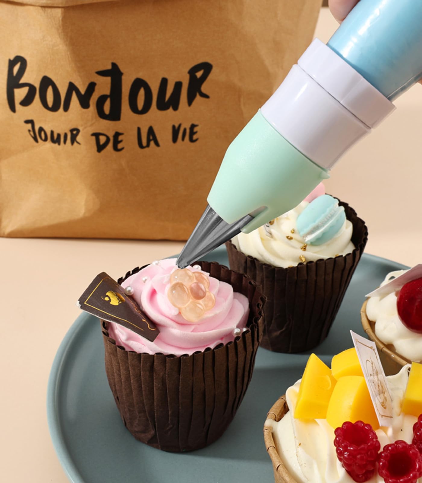 18 puntas de tubería extragrandes y 4 acopladores estándar, puntas de glaseado de galletas, puntas de pastelería para cupcakes, kit de decoración de galletas de hojaldre - 2 cepillos de limpieza