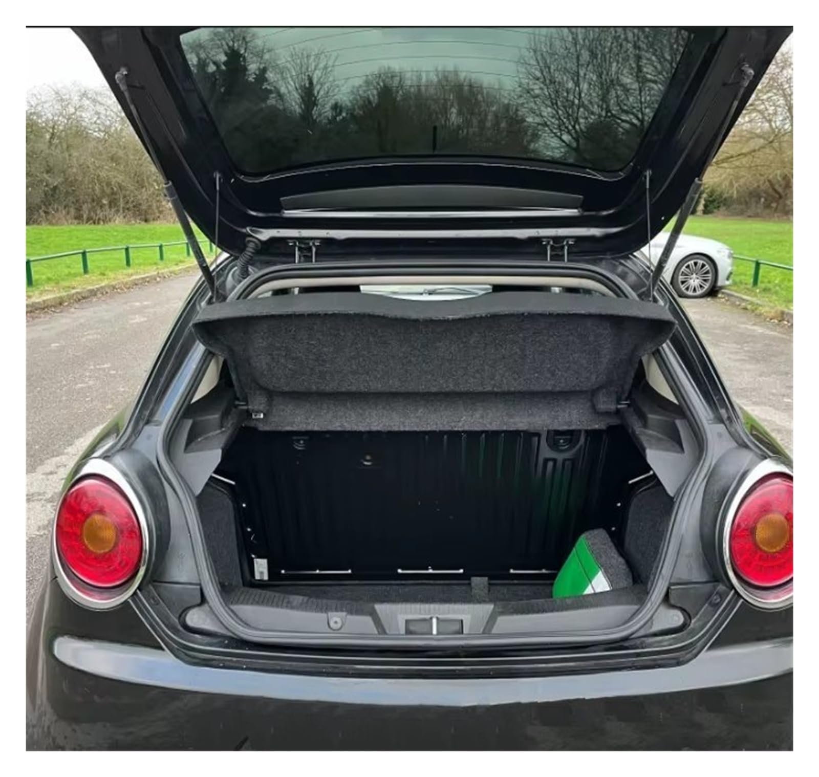 Para Alfa Para Romeo Para 2008-2018 3 Puertas Hatchback Portón Trasero Maletero Elevador Soportes Varilla Auto Puntales Con Resortes Amortiguadores Gas Maletero