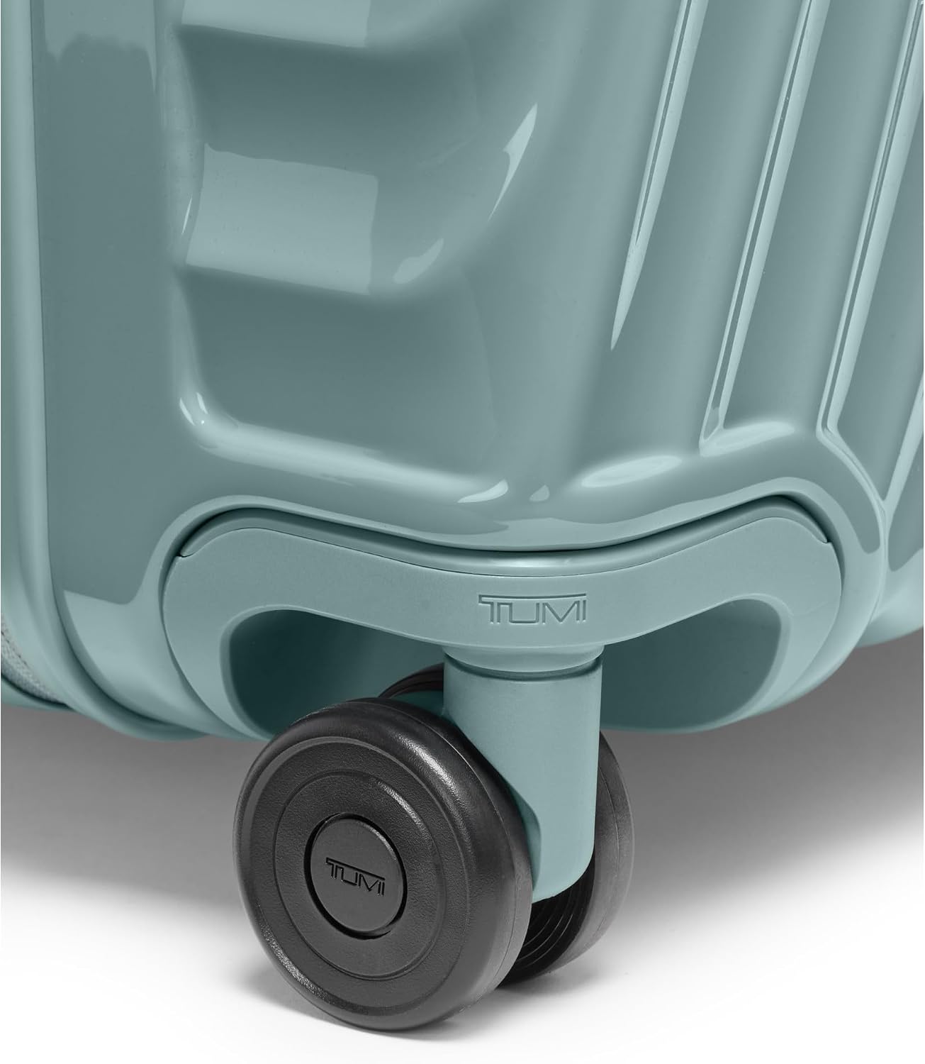 TUMI - 19 Degree Large Expandable Checked Luggage - 4-Wheels - Durable Hard Shell Zipper Expansion Checked Bag - Suitcase - Thyme