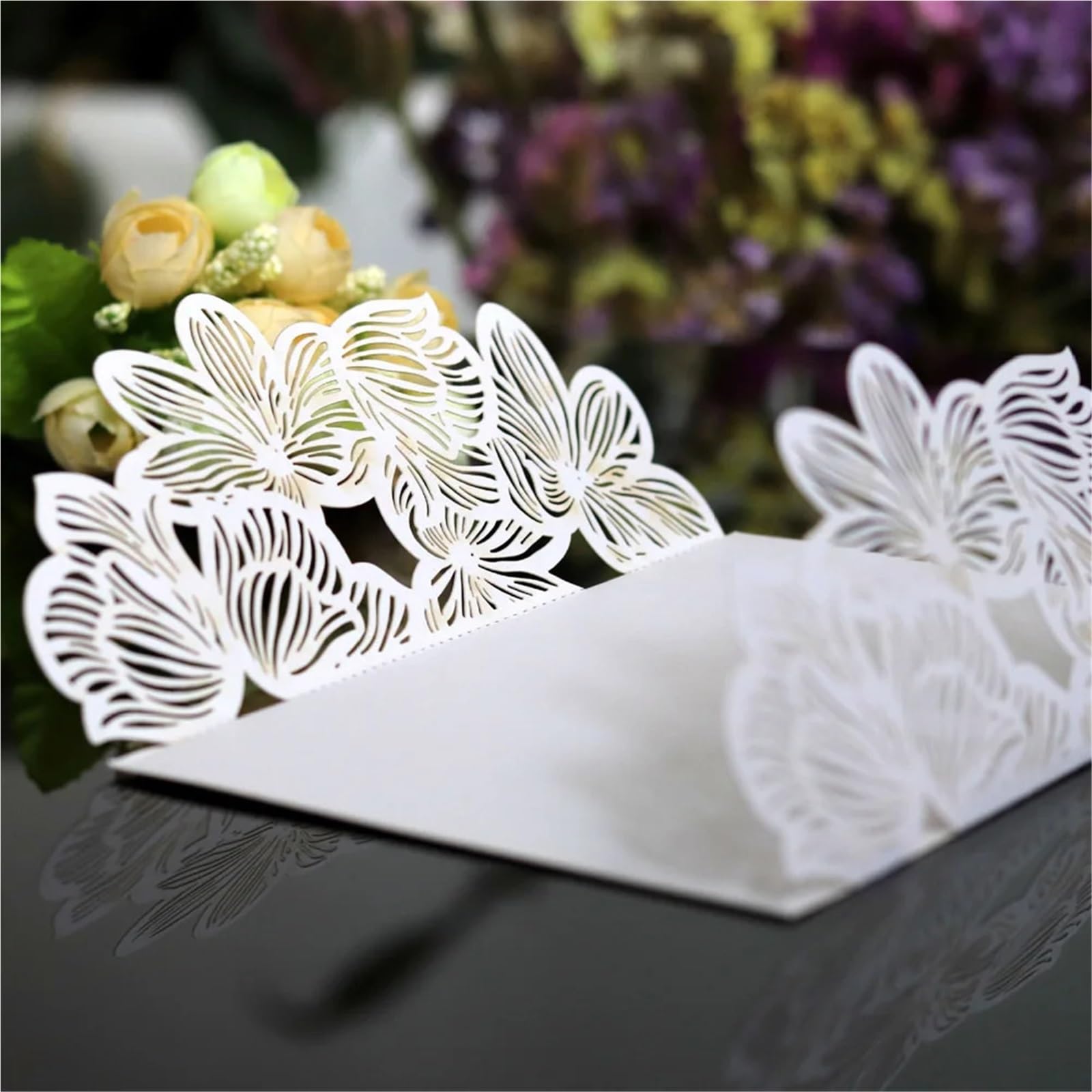 Carte d'invitation au Mariage Lot de 10 Cartes d'invitation de Mariage Creuses découpées au Laser avec des Fleurs élégantes