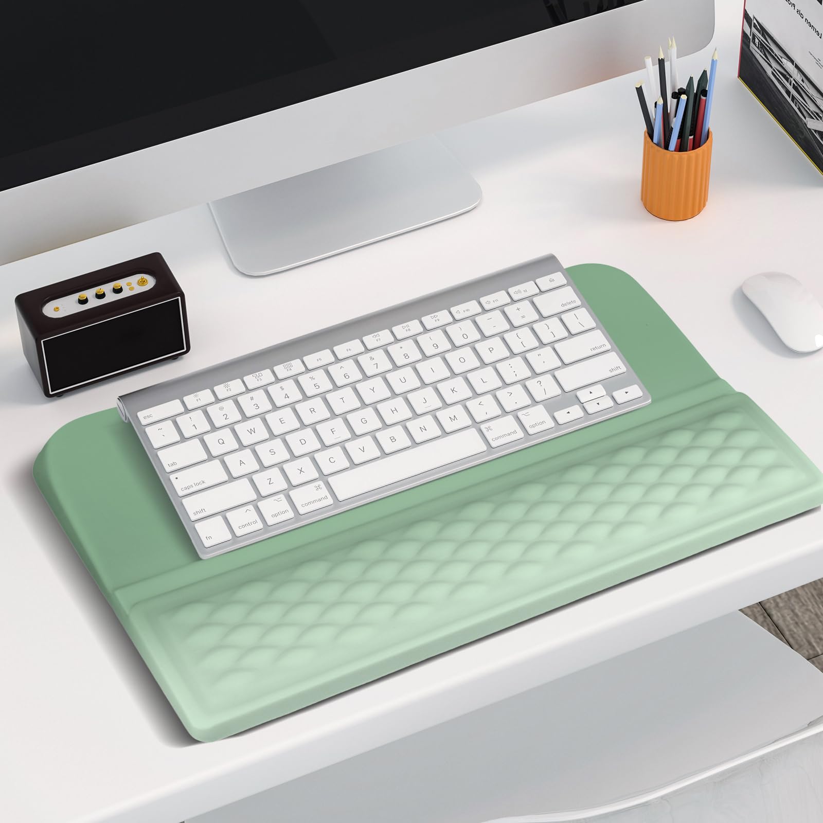 MOSISO Support Clavier avec Repose-Poignets, Ergonomique avec Base Antidérapante Repose-poignet, Anti-Douleur & Facile à Taper, Mousse à Mémoire Massage, Pour Maison & Bureau,Menthe Verte