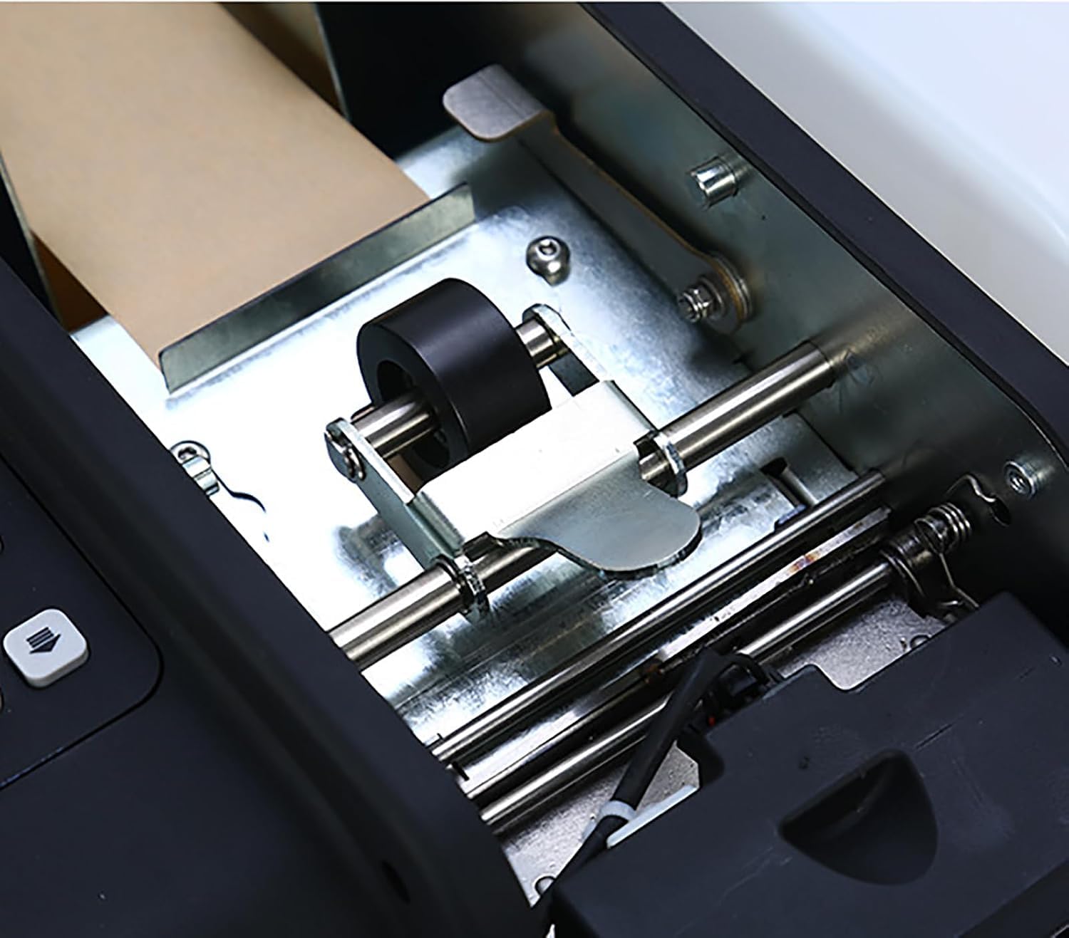 Dispenser automatico di nastro adesivo kraft gommato con tubo flessibile regolabile e modalità multiple per imballaggi e scatole regalo.