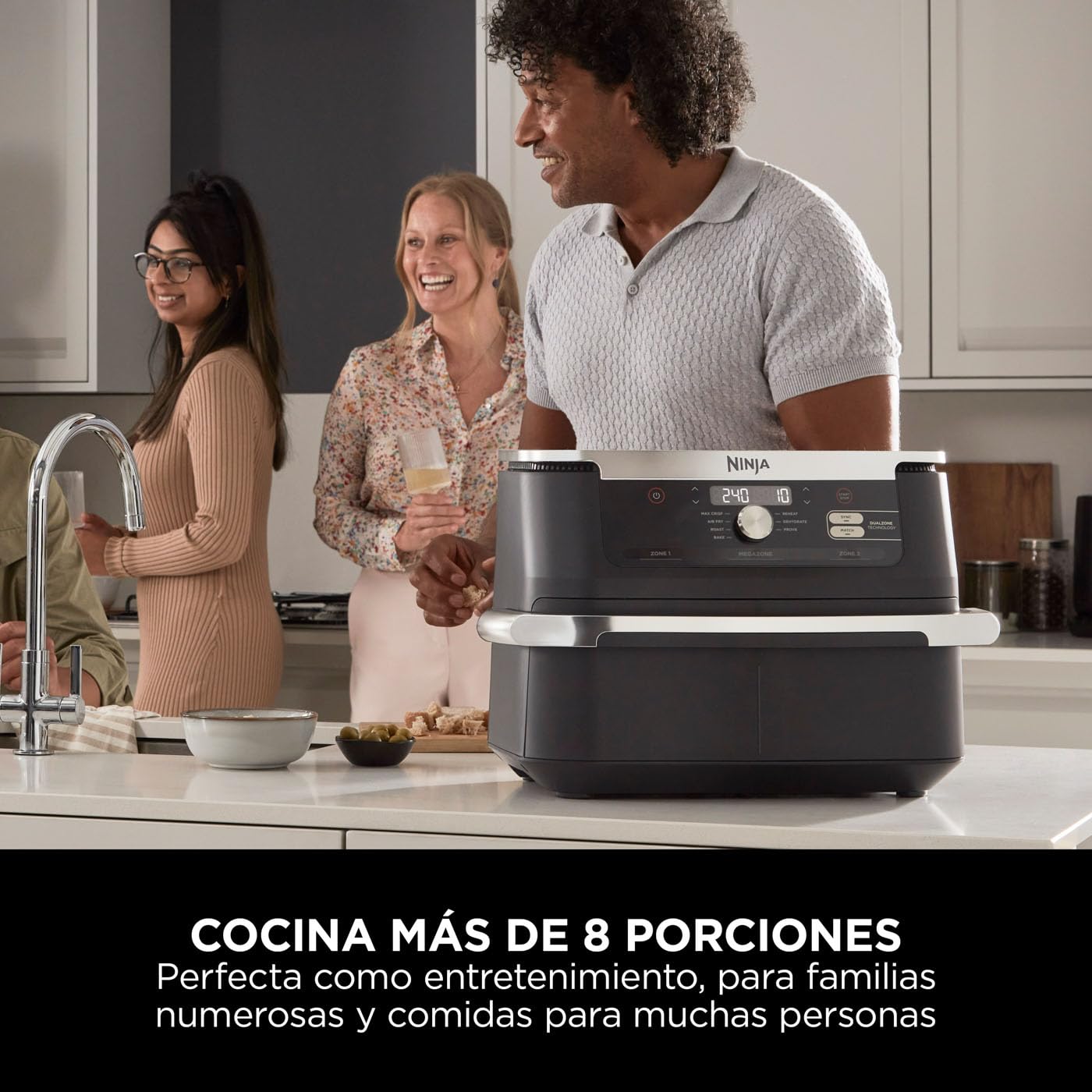 Ninja Foodi FlexDrawer Freidora de Aire con Zona Flex - 7 Funciones de Cocción y Divisor Extraíble - Capacidad de 10,4 l para Comidas Familiares - Negro, AF500EU