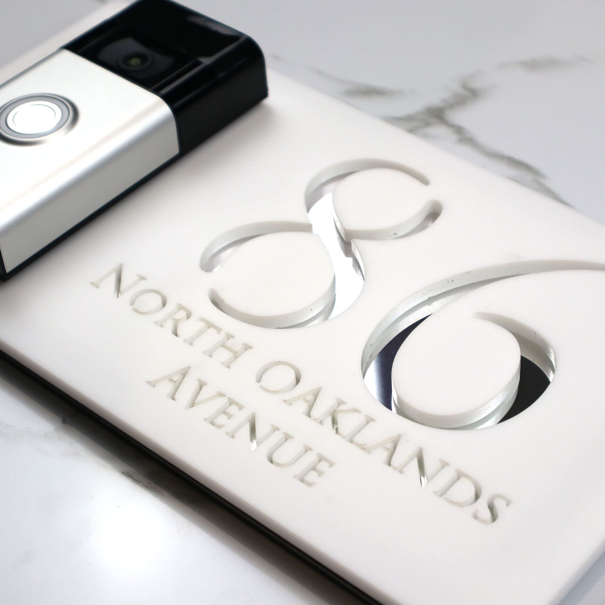 K Smart Sign | Right Text F32 | Bellissima Video Doorbell house sign door number plaques for Nest Ring Wifi doorbell plate mount | Matt White | 300mm x 160mm (Matt White & Silver Mirror)