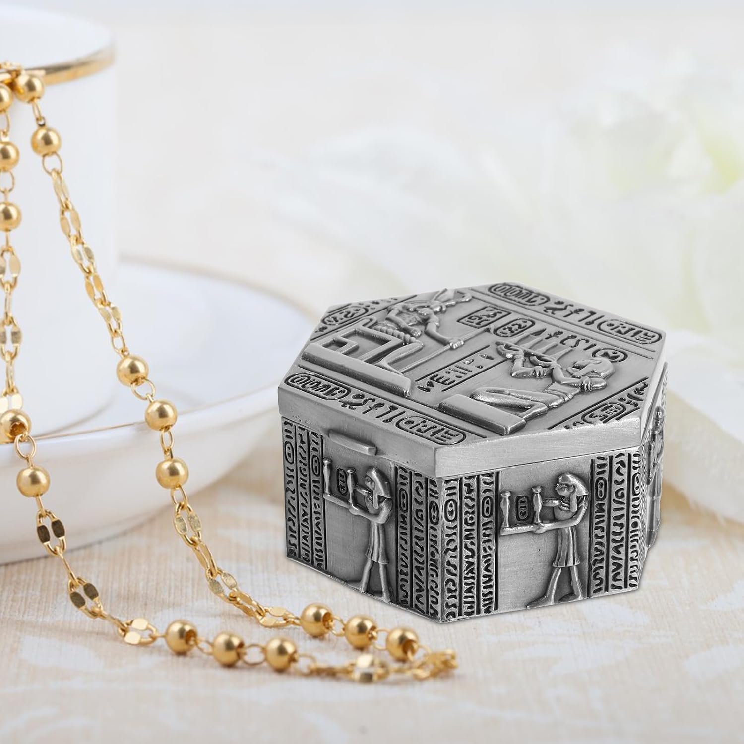 Vintage Alloy Jewelry Box Small Trinket Holder with Compartments for Earrings Rings, Retro Jewelry Organizer for Home Tabletop Storage