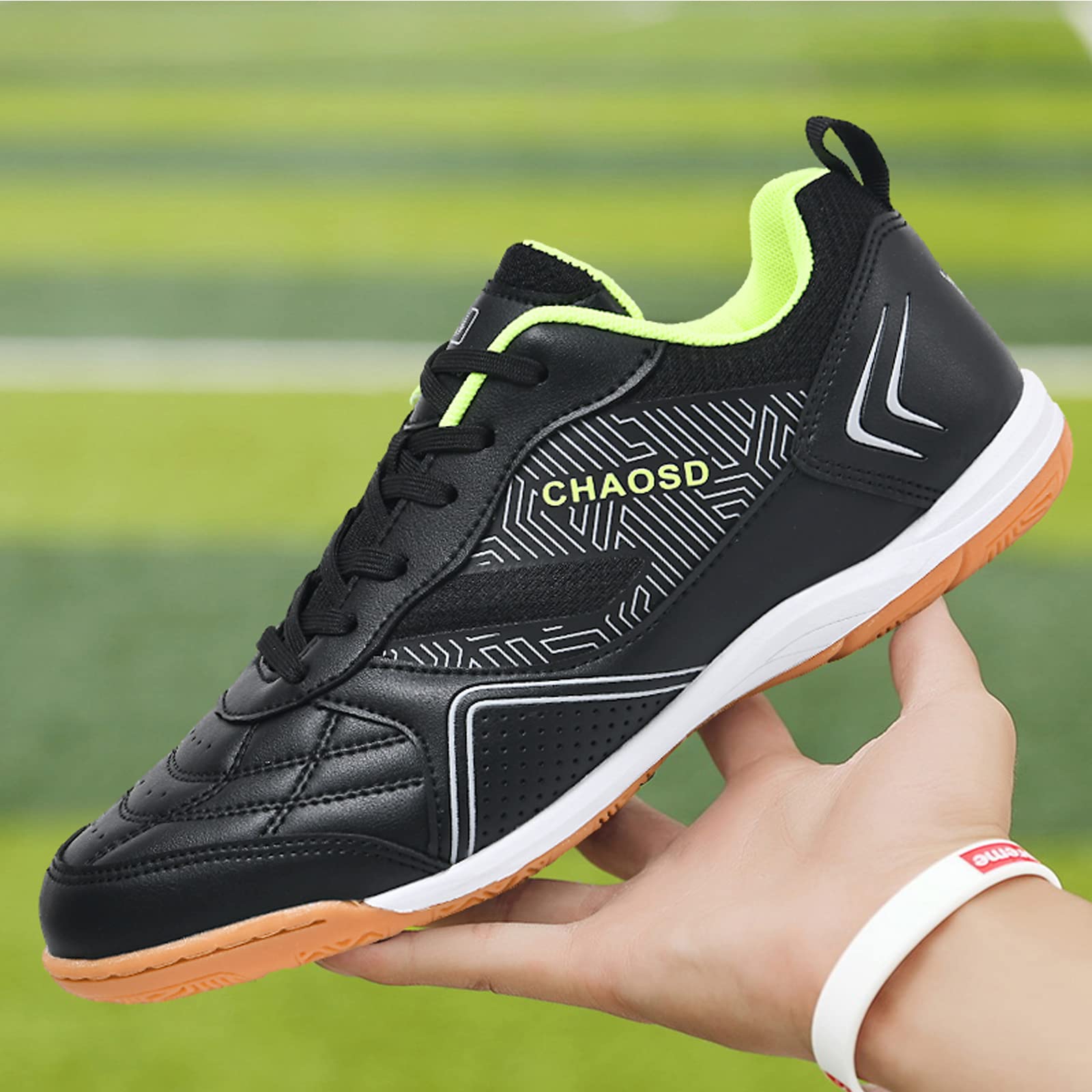 LZQpearl Buty do piłki nożnej, unisex, oddychające, antypoślizgowe, do wnętrz, do piłki nożnej, IC/IN płaskie trampki do lekkoatletyki, dla dzieci, nastolatków, chłopców, dziewcząt i dorosłych mężczyzn i kobiet, czarne, 5,5 EU