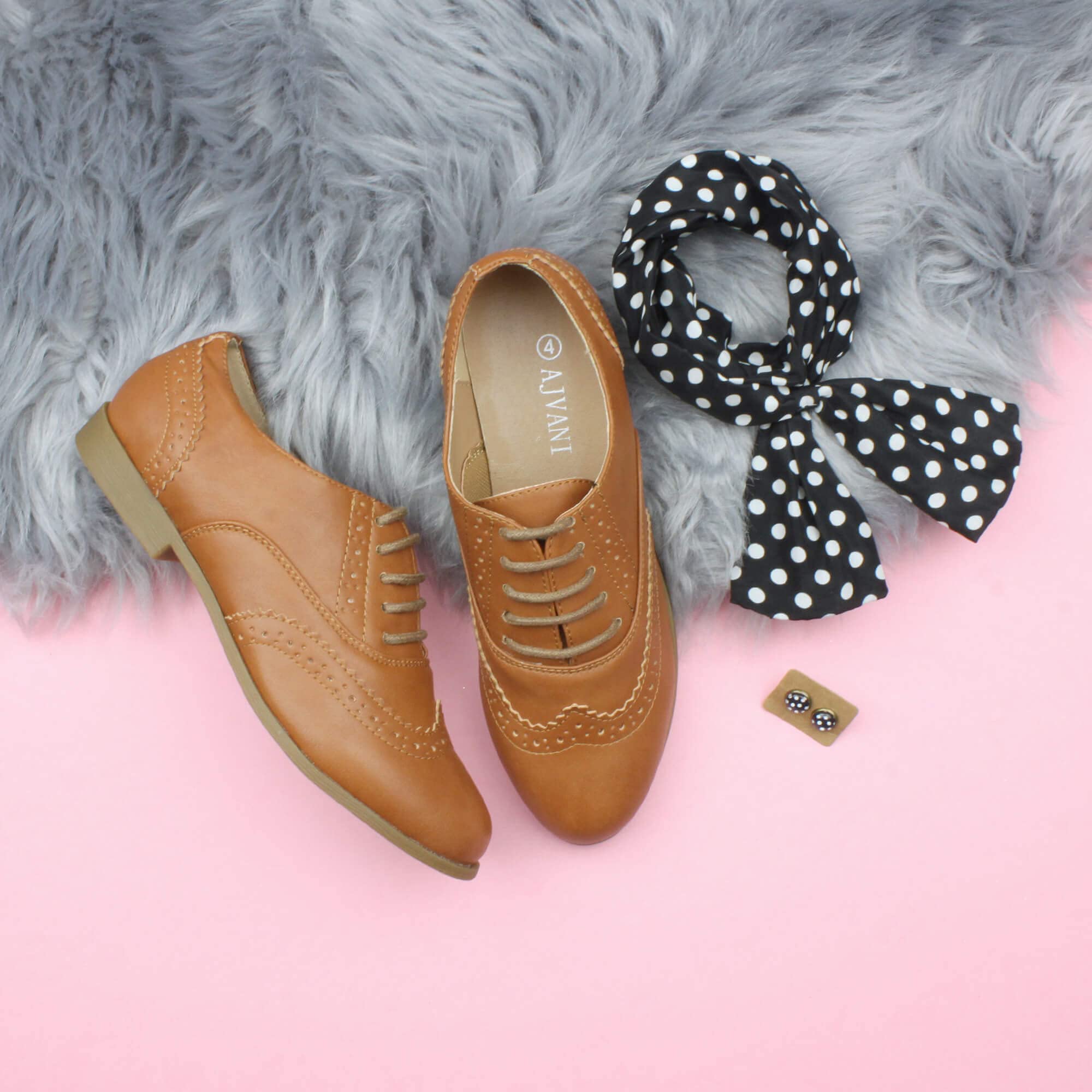 Ajvani Femmes Talon Plat et Bas élégant Classique Chaussures Oxford à Lacets Brogues Pointure