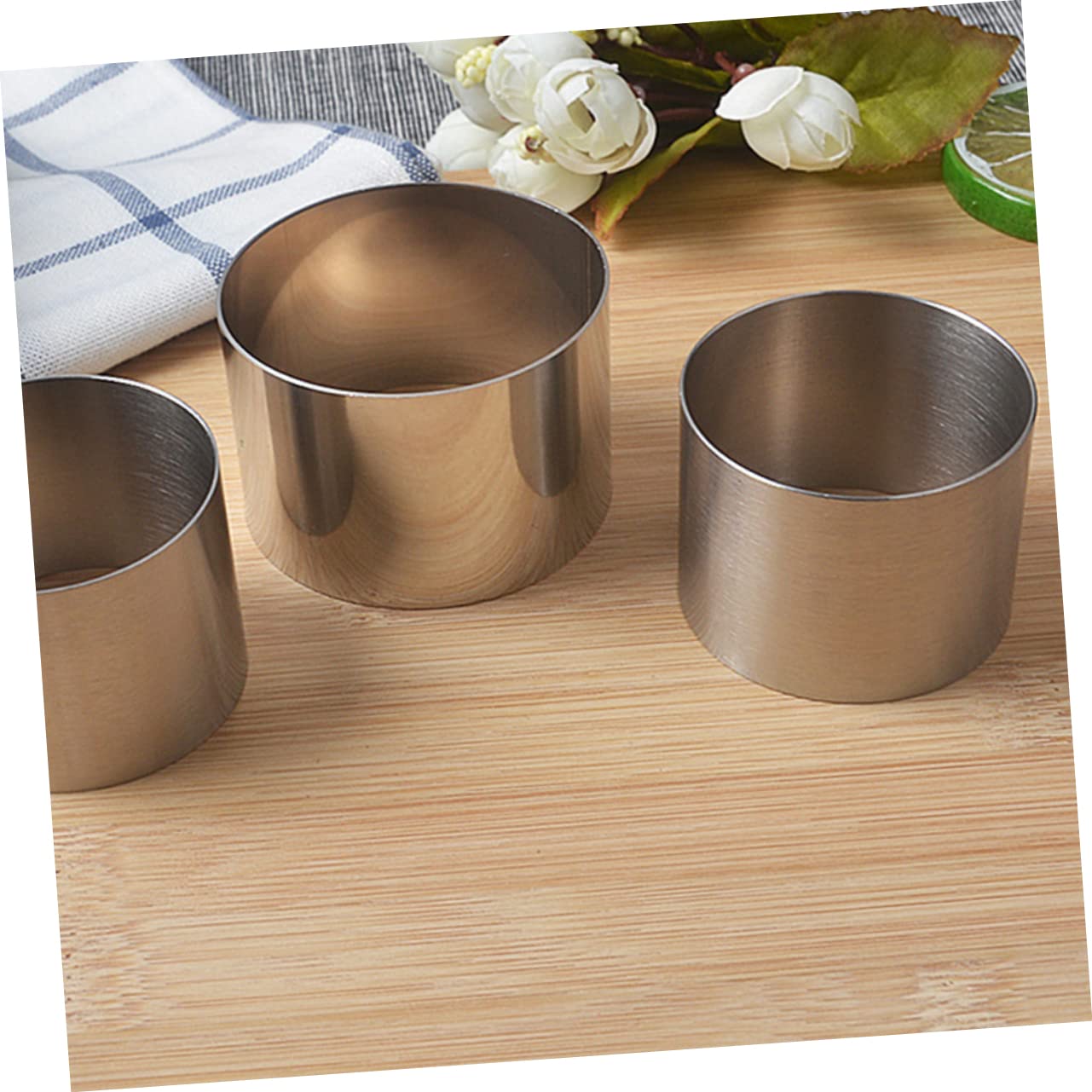 Cabilock Stainless Steel Round Cake Food Grade Pastry Ring for Mousse Baking Layering Versatile Tool for Chefs Home Bakers Easy to Clean