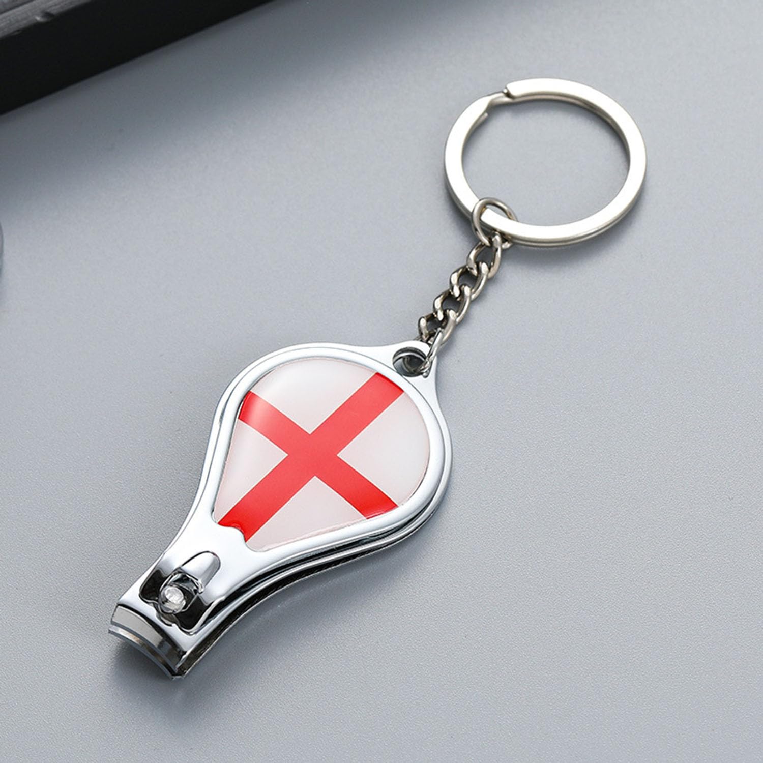 YAZVNTO Football Fan Keychain with England National Flag Design Keyring, Portable Metal Key Chain for Soccer Supporters, International Tournament Fan Gift Souvenir Accessory,A Style-a