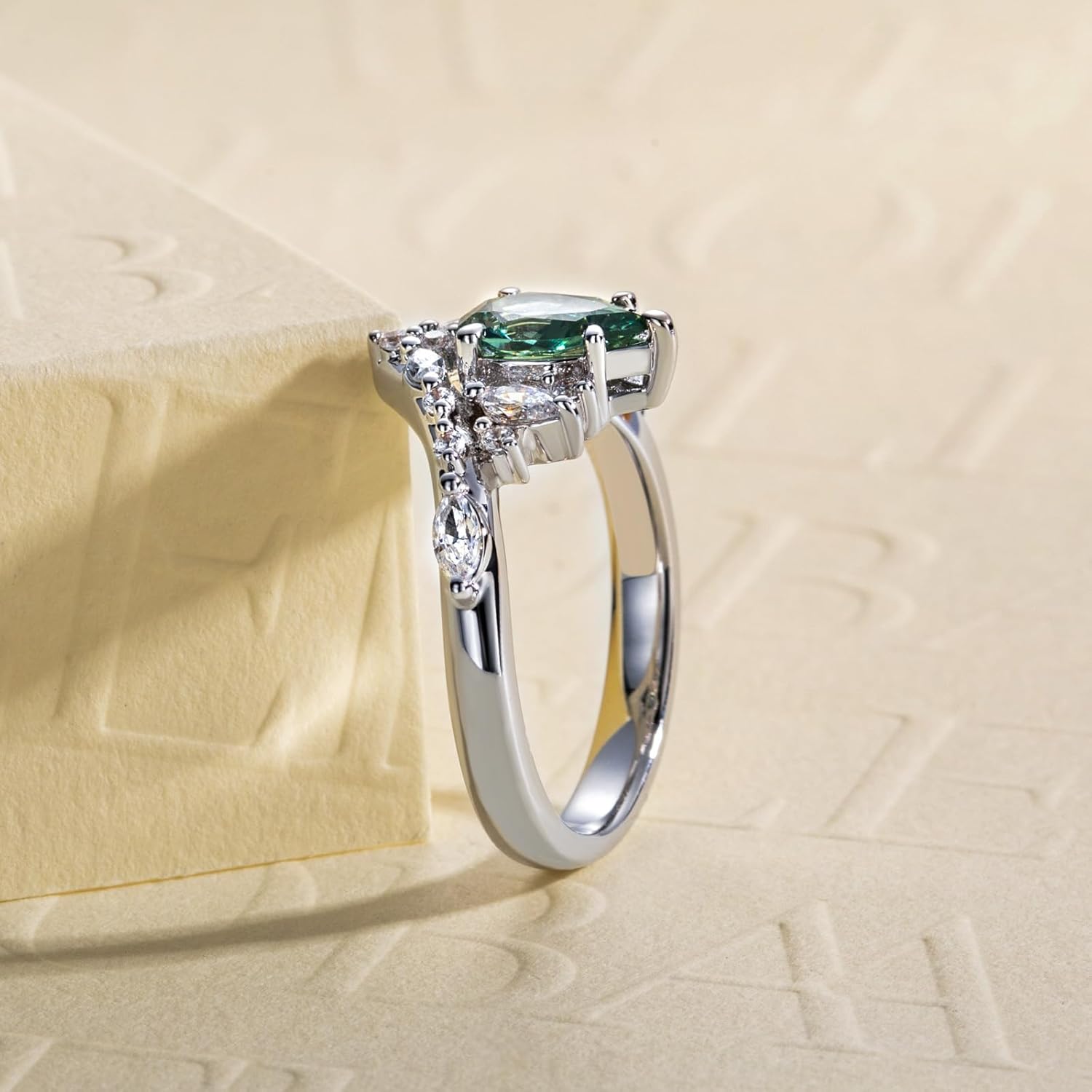 4CT-7CT Cubic Zirconia Cocktail Rings Pear Cut/Heart Cut/Radiant Cut 5A Grade Simulated Diamond CZ Statement Engagement Promise Ring for Women