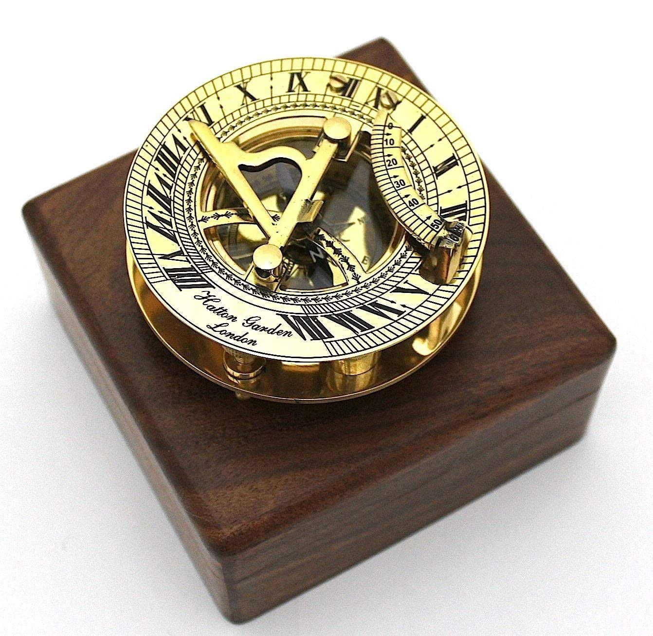 Acquista Bussola Con Meridiana Incisa In Ottone Antico, Orologio Da Polso Con Bussola Meridiana In Ottone Con Custodia In Pelle In Italia A Partire Da 28 - Foto 6