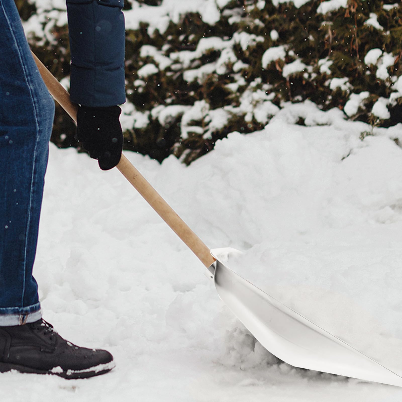 DECHOUS Multifunktionale Schneeschaufel und Edelstahl Staubschaufel Klein Kompaktes Schneeräumer Werkzeug für Garten Camping und Wintereinsatz Leicht und Kraftsparend