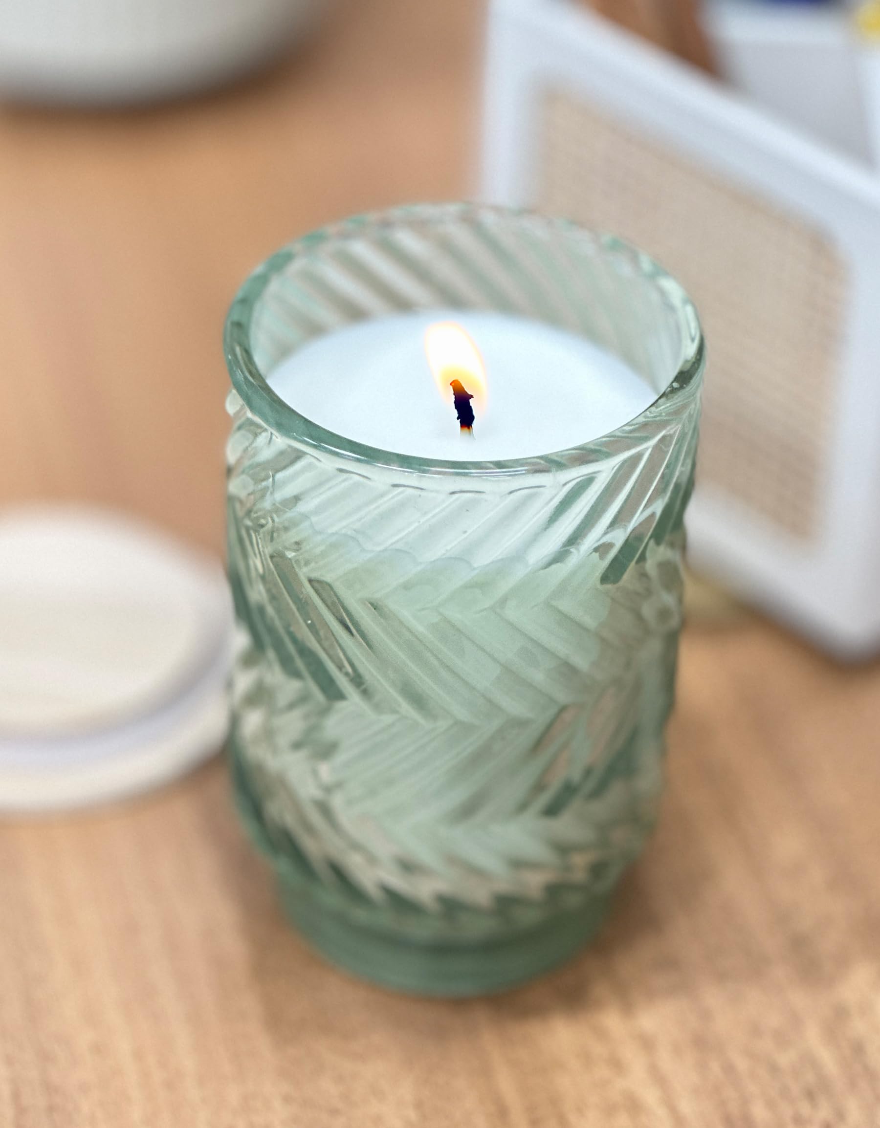 Becki Owens - Velas perfumadas de flor de magnolia, fragancia natural, velas de tarro de vidrio ecológicas con tapa, 11 onzas de combustión limpia, velas de larga duración para el hogar perfumadas y
