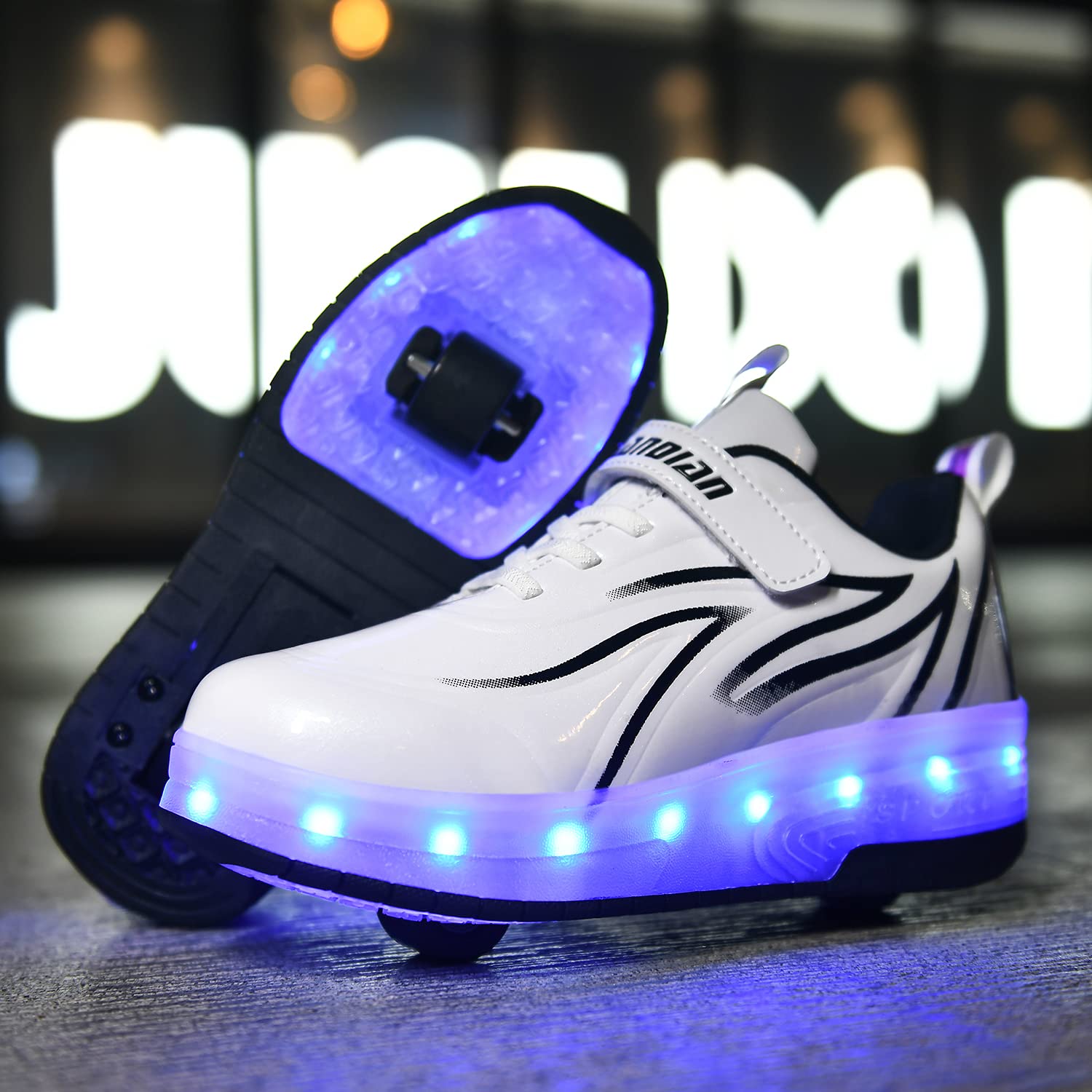 Ragazzi e Ragazze Scarpe da LED Luce con Doppia Ruota USB Ricaricabile Skateboard Outdoor Multisport Ginnastica Running Sneaker Regalo di Compleanno Natale