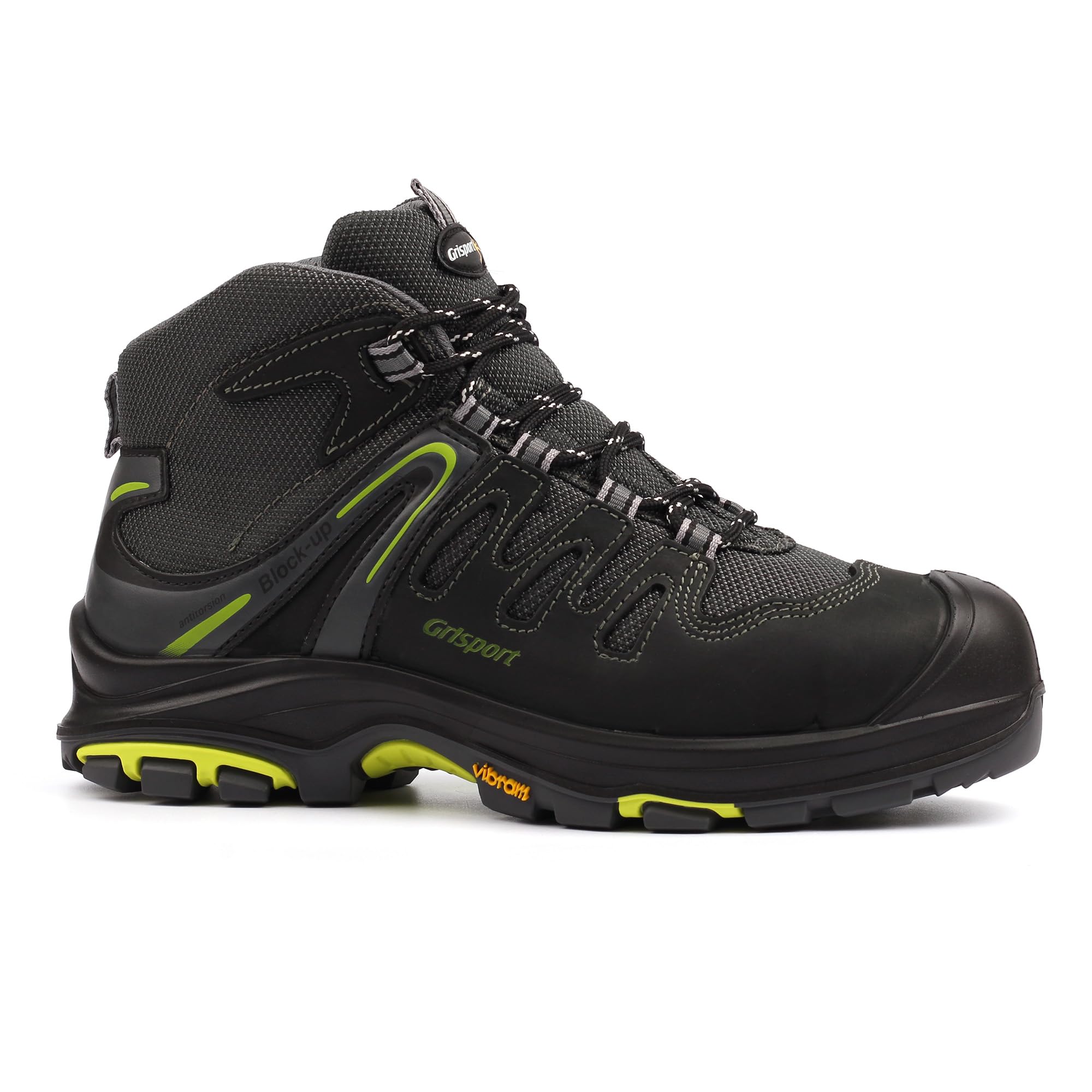 UK Shoe Size: UK 10 / EU 44