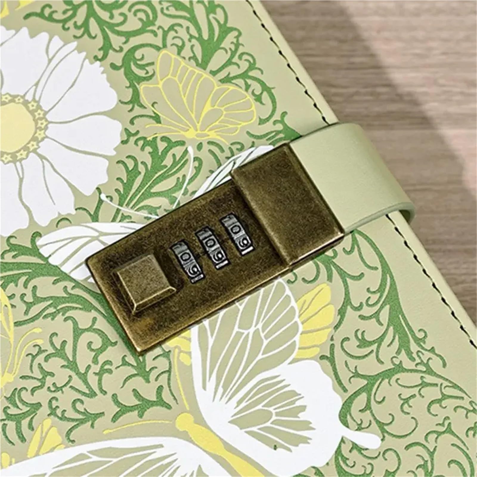 Tagebuch Mit Schloss Vintage Leder B6 Journal Notizbuch mit Schloss 224 Seiten passwortgeschütztes Tagebuch Planer Organizer Schreibwarenbedarf(Light Green)