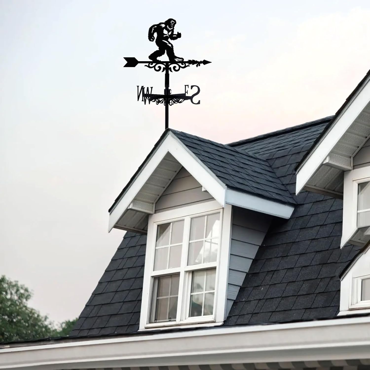 Bigfoot Weathervane Arrow Metal Wind Vane Big Foot Sasquatch Weathercock Garden Decoration Wind Direction Indicator Stake Roof Mount Ornament for Farmhouse Yard Outdoor