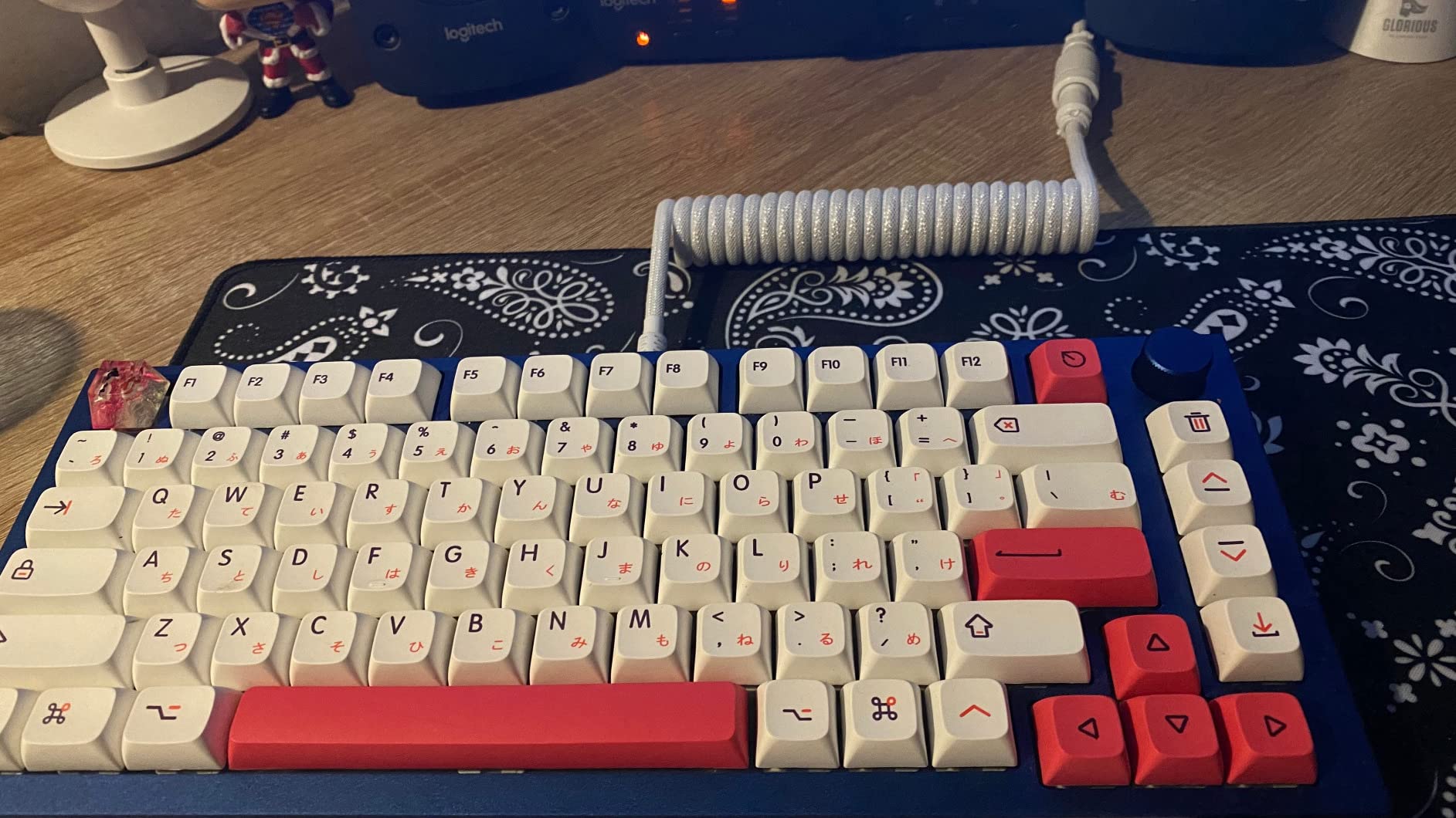 10/mo Finance Glorious Coiled Keyboard Cable Coiled USB C Cable