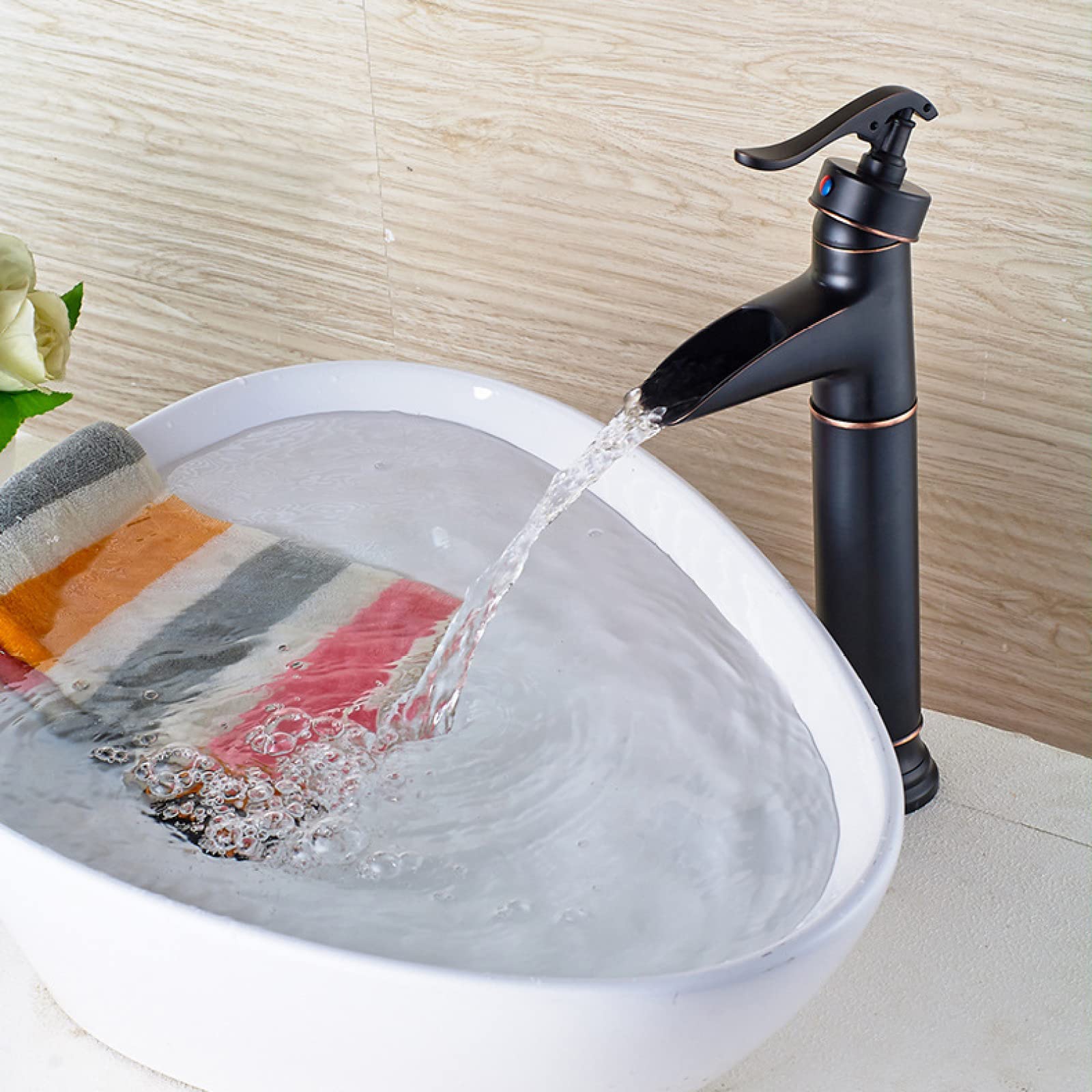 Wasserfall-Waschtischarmatur für Badezimmer, Mischbatterie für Warm- und Kaltwasser, Einhebel-Waschtischarmatur, Schwarz, Kurz (Farbe: Nero, Größe: Hoch)