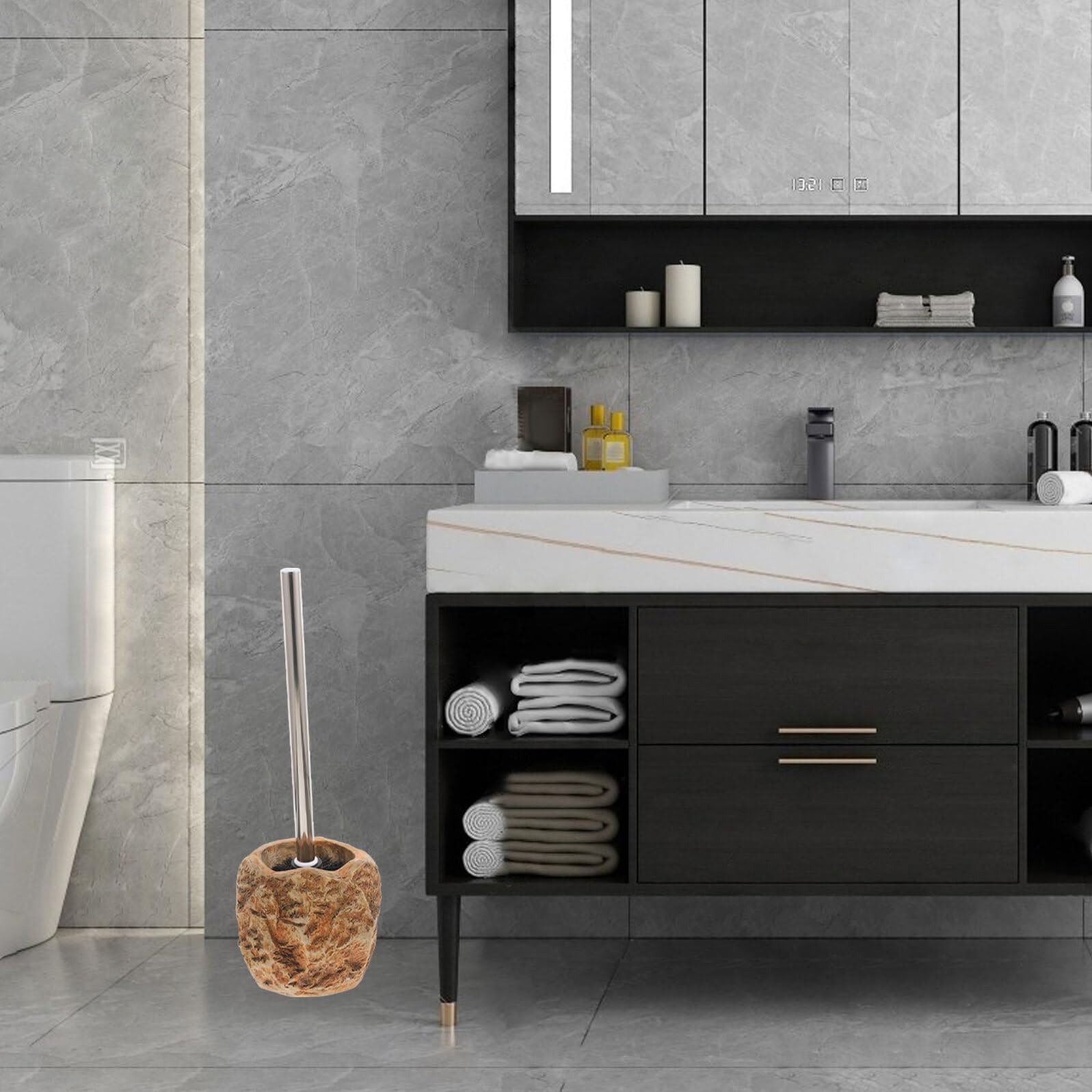 TEHAUX Klobürste mit Halter Kompakte Wc Bürste mit Weichen Borsten Ergonomischer Griff Badezimmerreinigungszubehör Platzsparend