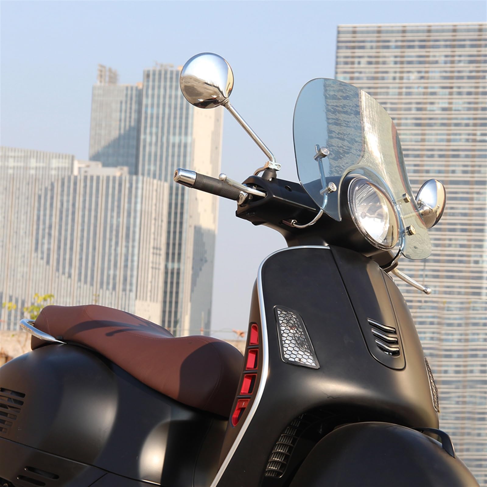 Osłona szyby przedniej motocykla, osłona przeciwpyłowa