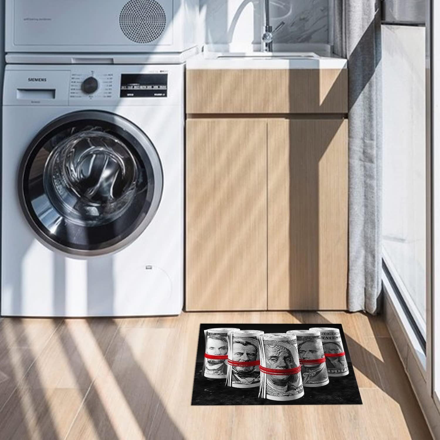 GUBIYU Black Money Rugs Runner Hundred Dollar Bill Design Cool Area Rugs for Mens Room Decor Hallway Runner Rug Non-Slip Rubberback Bathroom Rug Accent Rugs for Kitchen Bedroom Bathroom 23.6x35.4 in