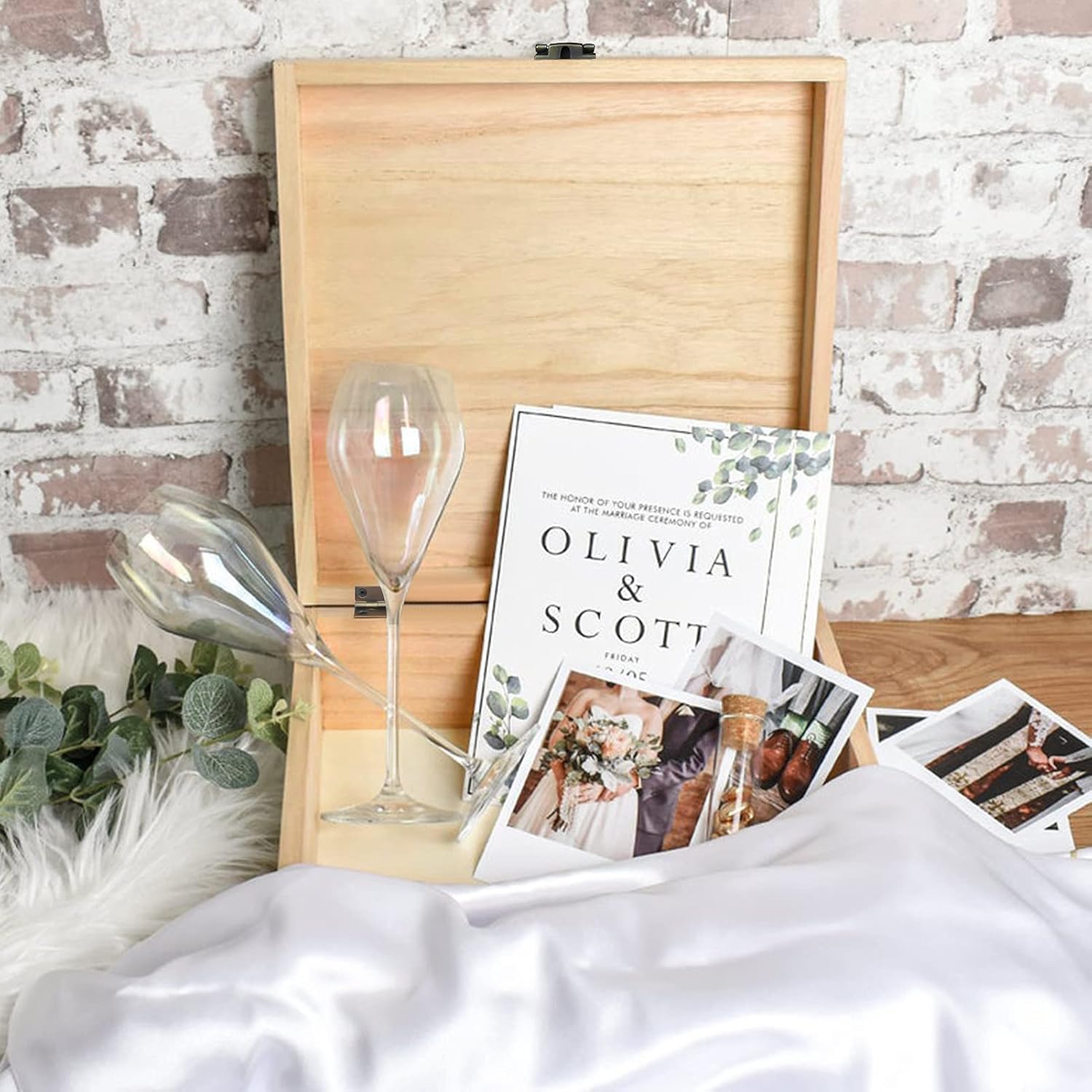 EXISTING Caja de recuerdos para recuerdos, caja de almacenamiento de madera cortada con láser con tapa con bisagras, cajas grandes de recuerdo, almacena joyas, juguetes, fotos y recuerdos en una caja