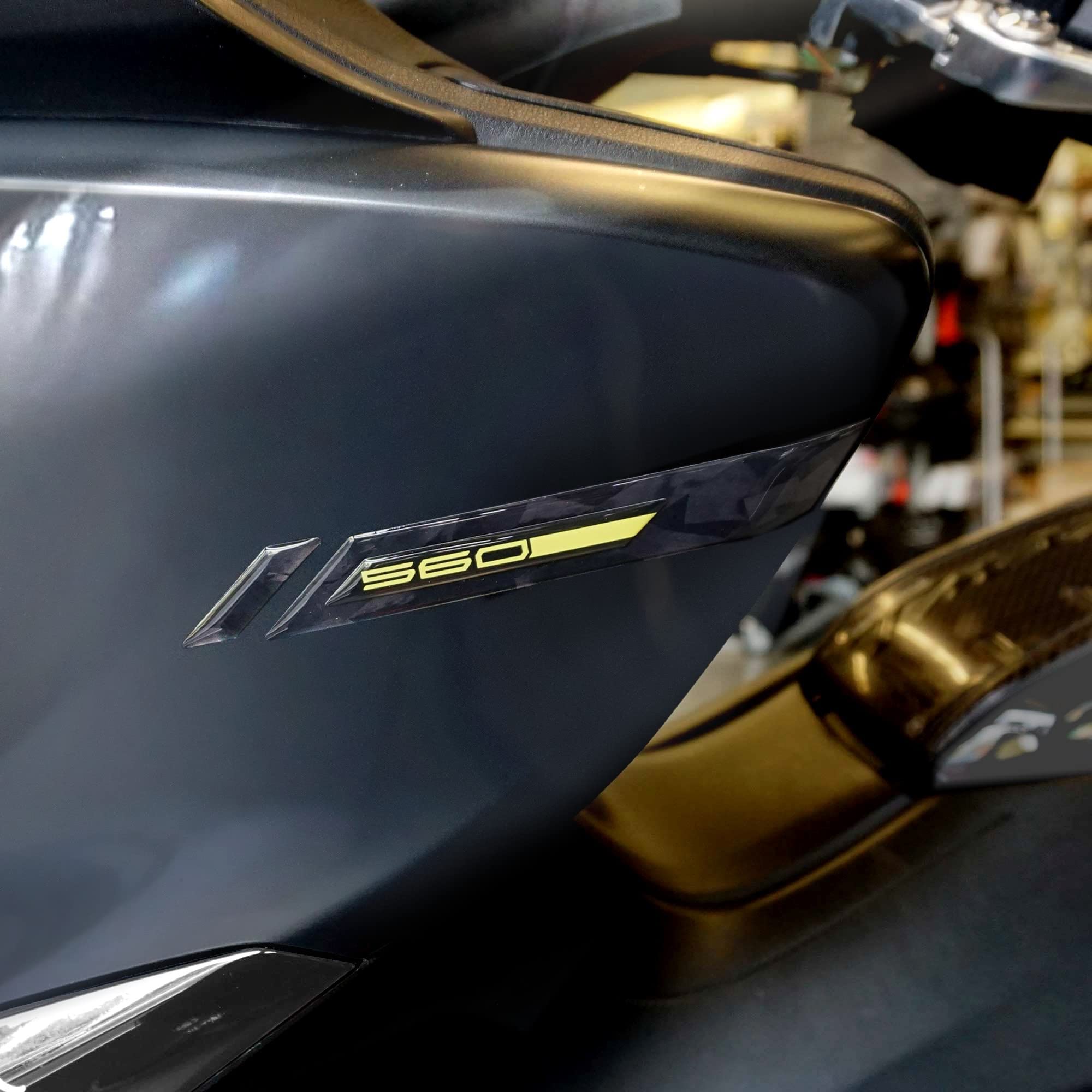 Labelbike Gel Resin Stickers 3D Fairing Corner Stickers Compatible with Yamaha Tmax 560 20Th Anniversary 2021