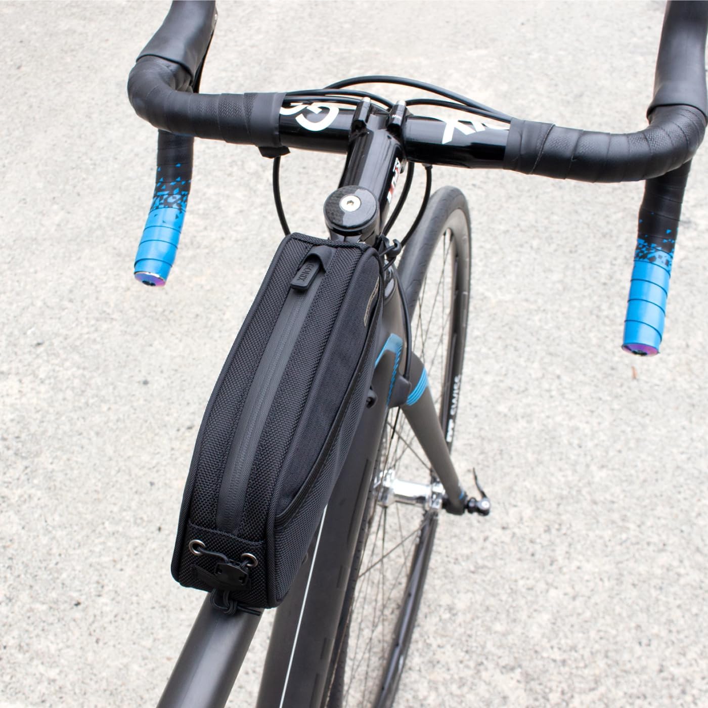 GORIX Bike Top Tube Bag Waterproof Cable Hole Quick Type Road Bike Frame Bag