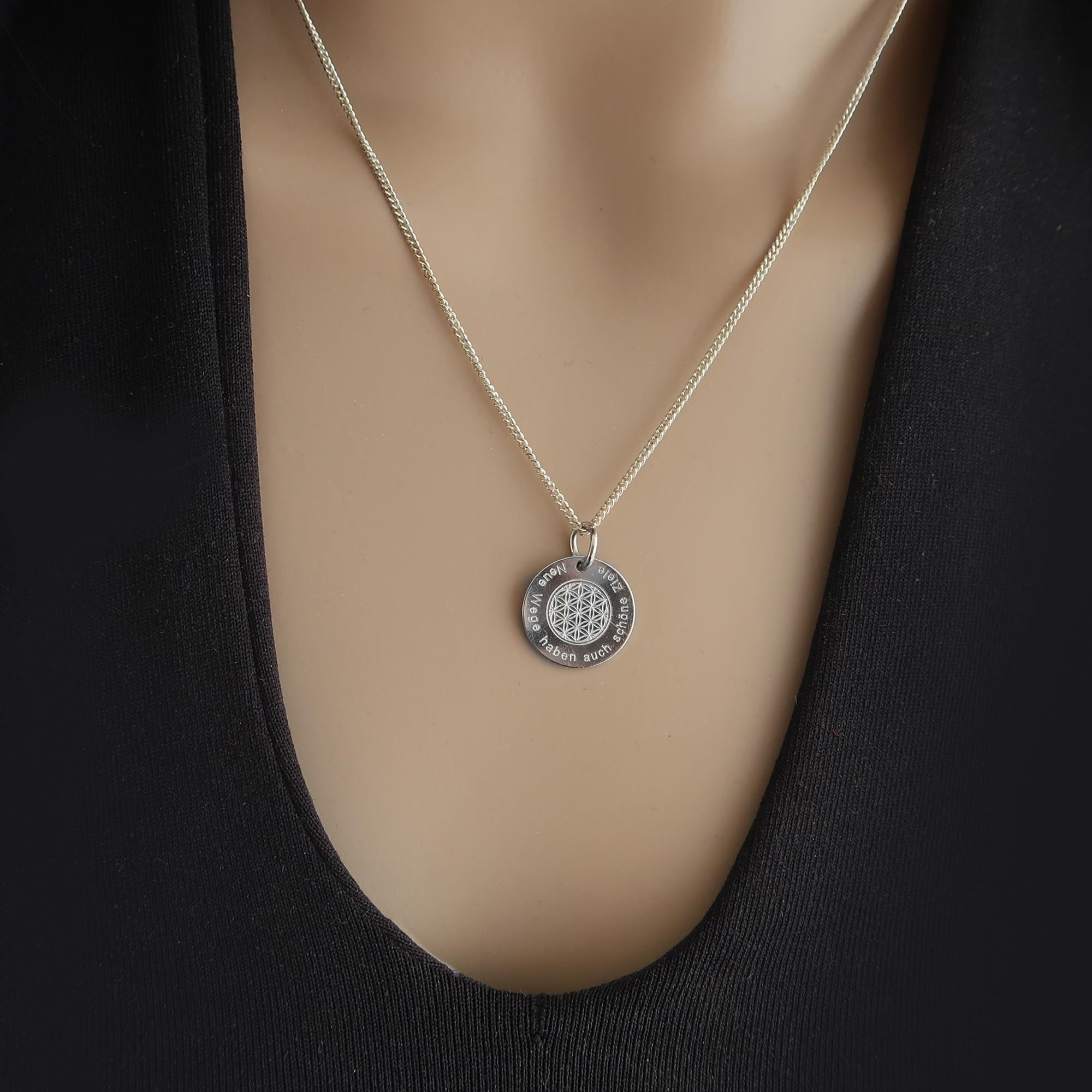 Lebensblume Kette mit Kindernamen Gravur, Silber