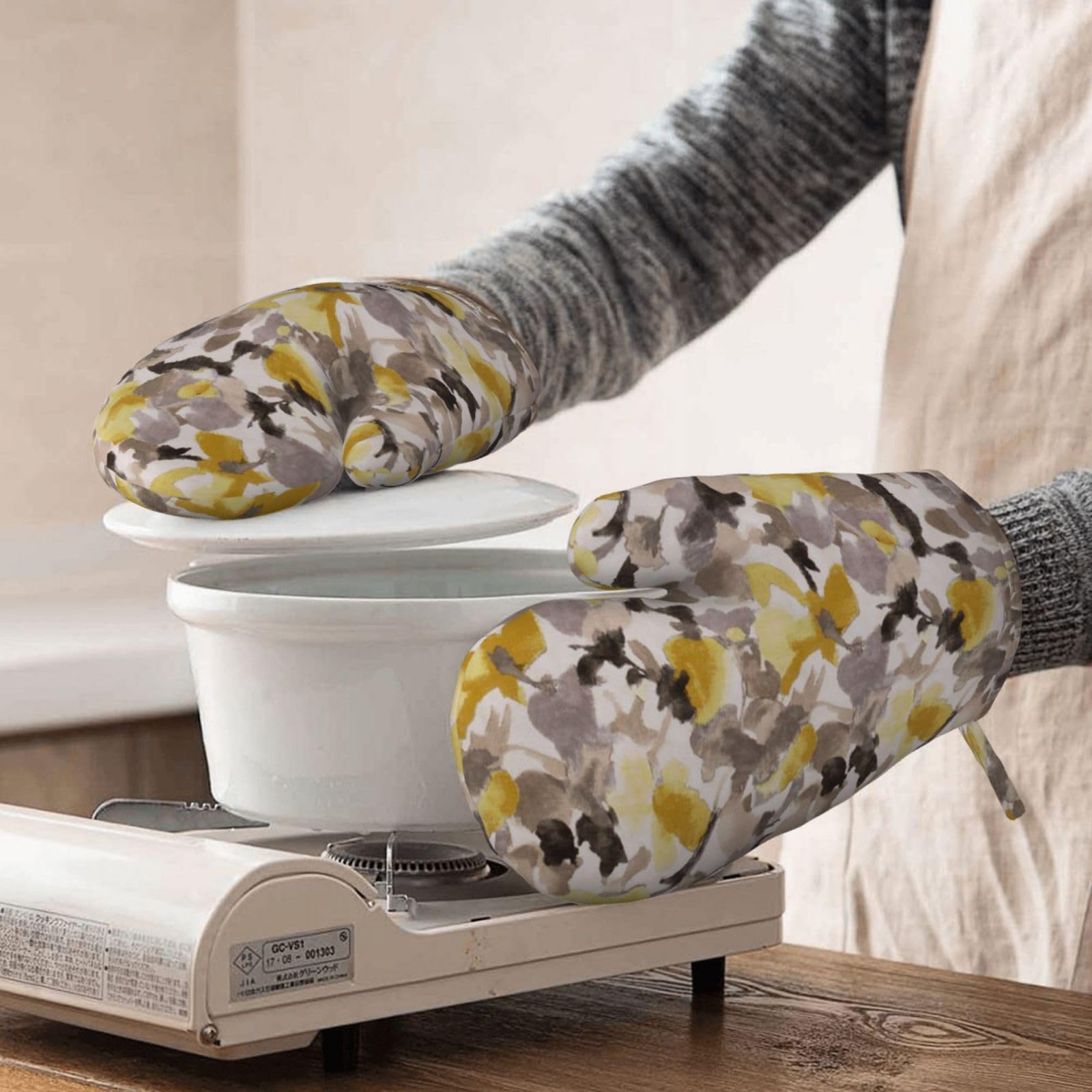 Ofenhandschuh-Set, hitzebeständige Handschuhe und Pad, gelb-grauer Blumendruck