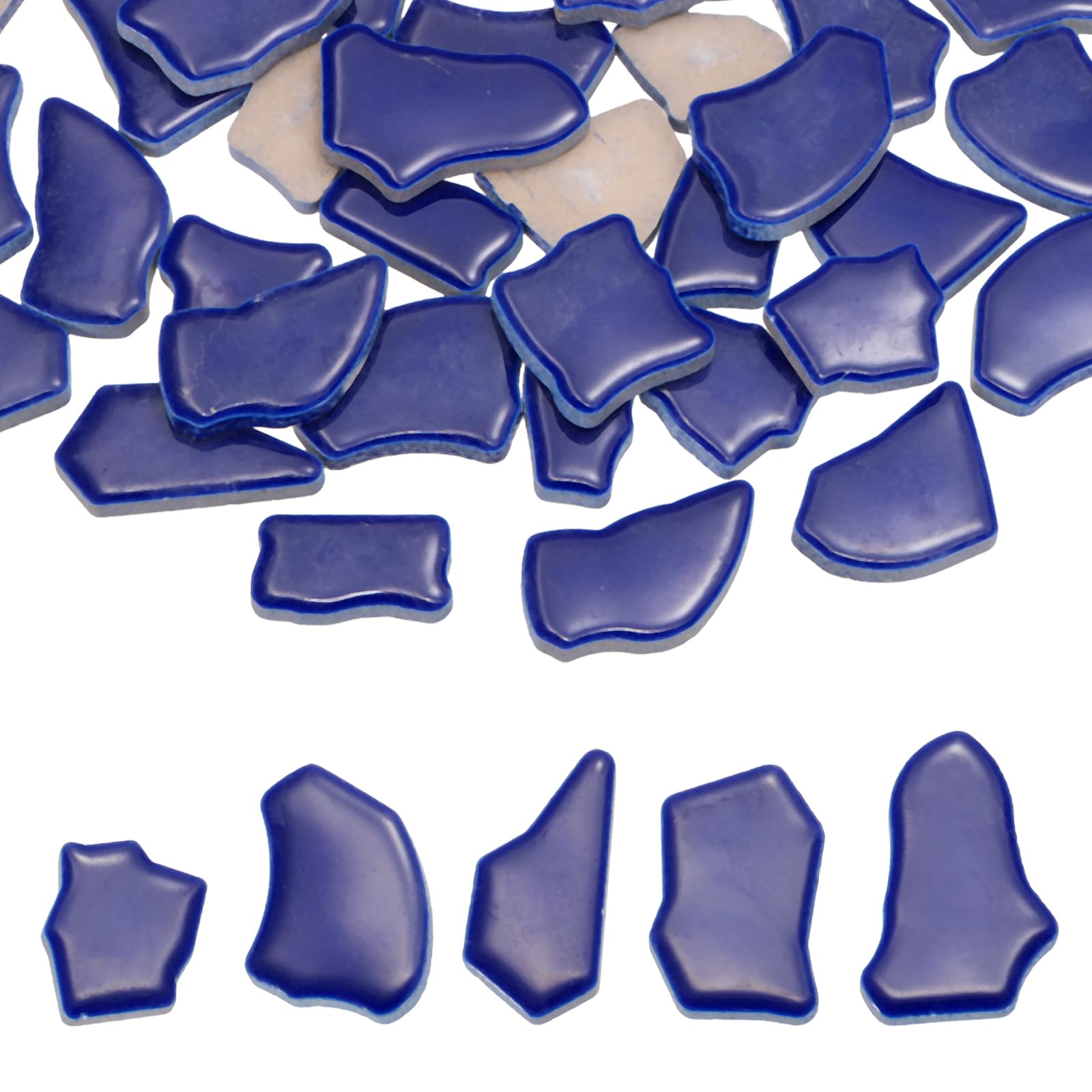 Mosaïque irrégulière céramique bleu foncé pour décorer des vases