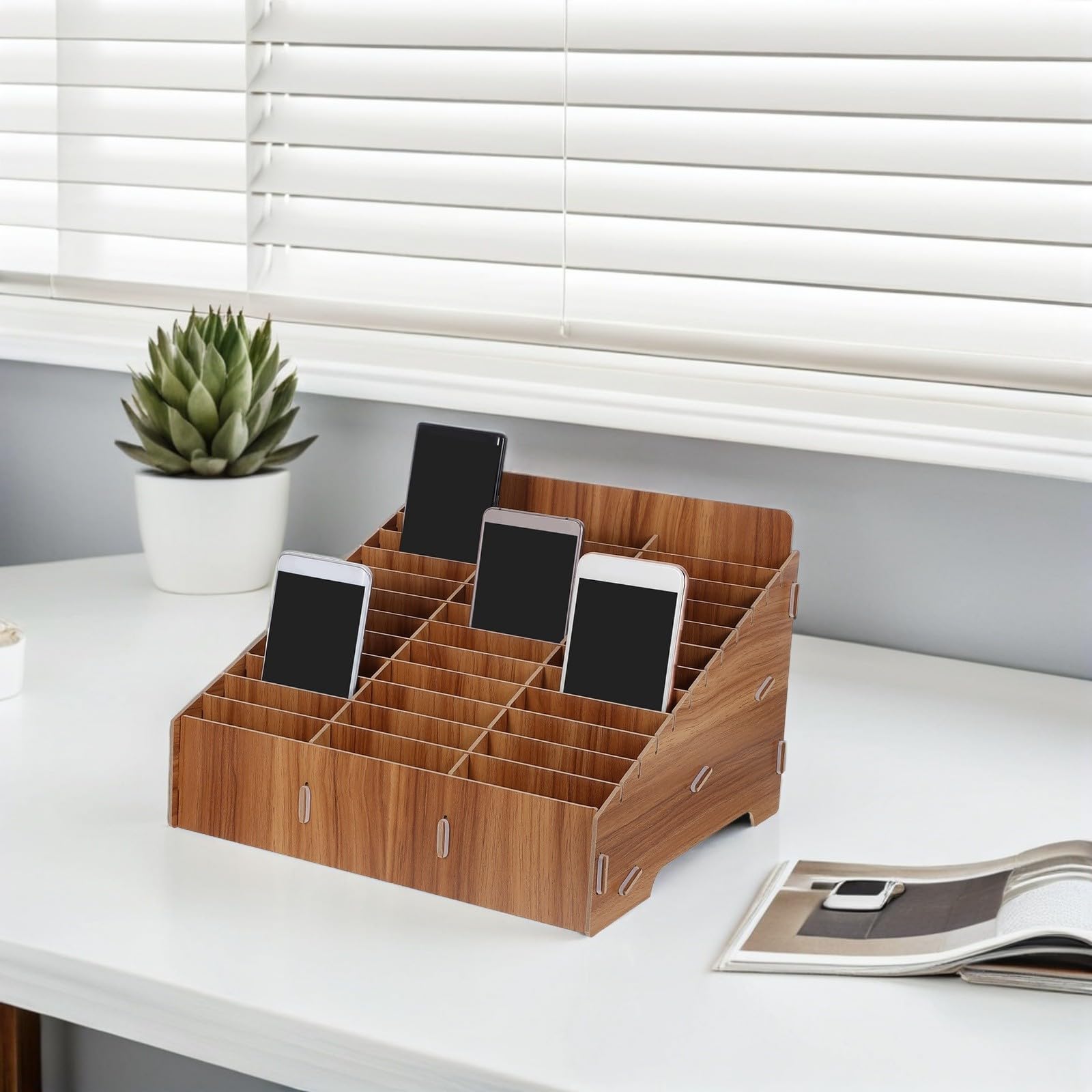 SHINEOFI Scatola in Materiale Resistente con Scomparti Multipli Porta Cellulare Organizer da Tavolo per Facile Gestione dei Telefoni per e Aula