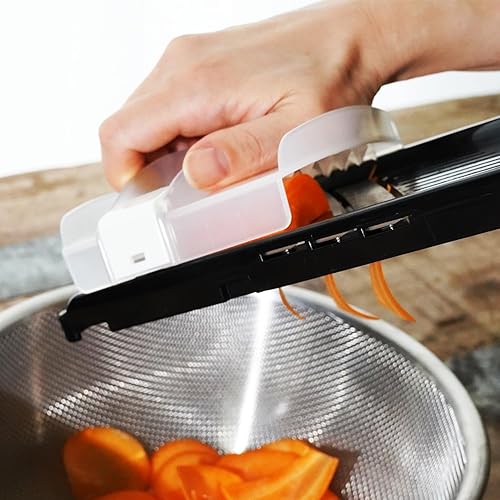 Miniatura 7 de KAKUSEE Mandolina de tres cuchillas, cortador de verduras con protector de dedos, corte de precisión sin esfuerzo y almacenamiento seguro, fabricado