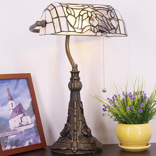 Miniatura 4 de Tiffany Banker - Lámpara de mesa pequeña con vitrales, estilo Tiffany, luz de piano, blanco, estilo curvado, lámpara de escritorio, ángulo