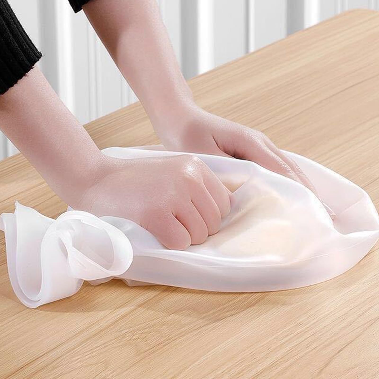 Silicone Kneading Bag, Reusable Kneading Dough Bag Flour Mixing Preservation Bag Multifunctional Dough Mixer for Bread, Pastry, Pizza, Tortilla, Cooking Tool (S 1600ML)