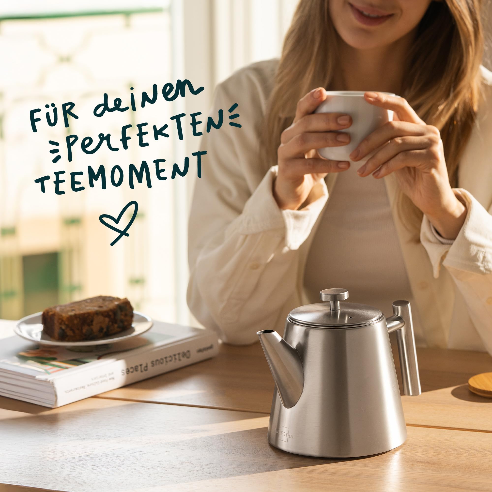 SILBERTHAL Teekanne mit Siebeinsatz (1L) Silber - Aus Edelstahl - Doppelwandige Kanne mit Deckel - Hält lange warm - Tee Geschenk