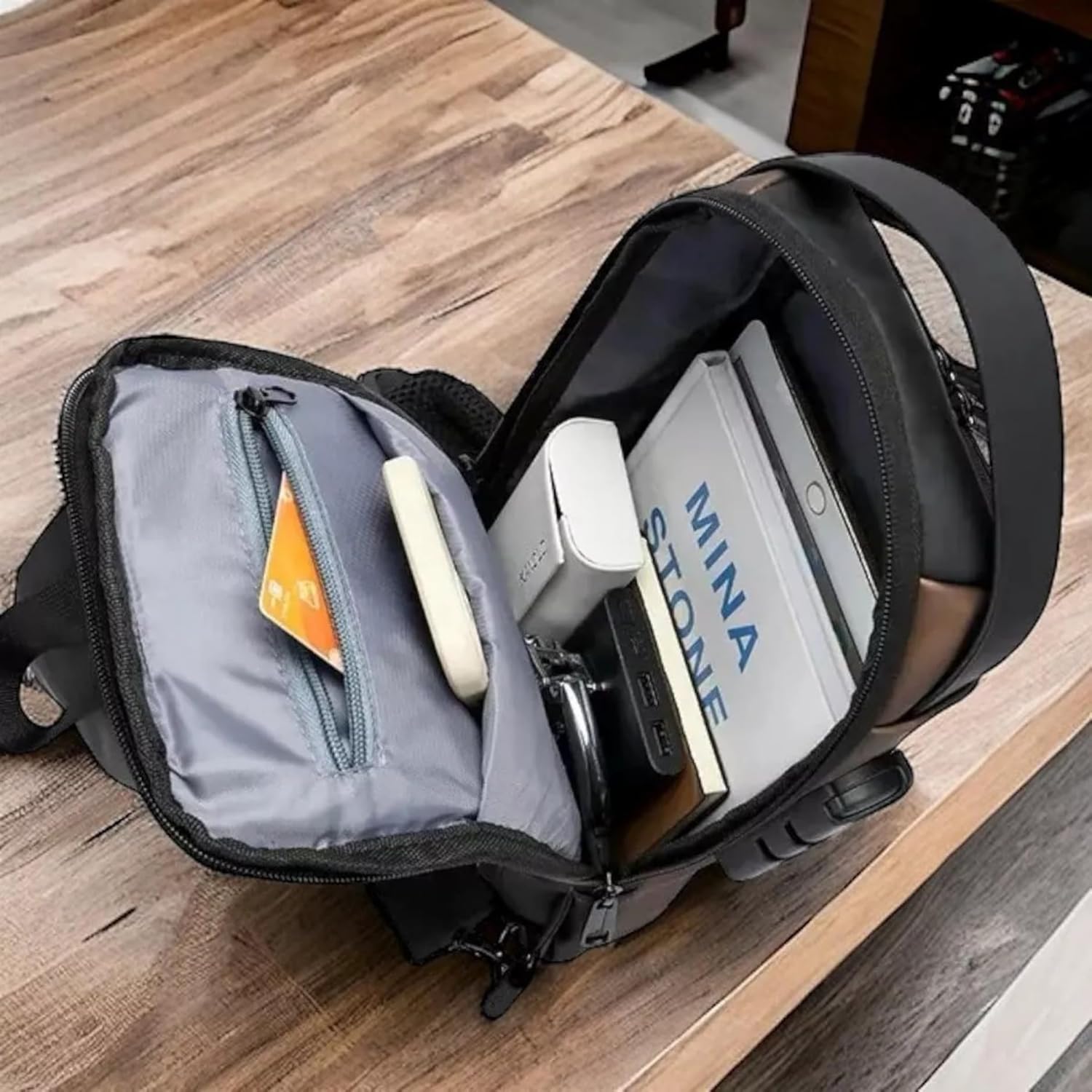 Bolsa Mochila Pochete Fashion Transversal Anti Furto impermeável Saída USB Masculina e Feminina – Shoulder Bag em promoção! Veja a oferta e mais achadinhos de Bolsas 3 Hoje é o melhor dia para comprar Bolsa Mochila Pochete Fashion Transversal Anti Furto impermeável Saída USB Masculina e Feminina – Shoulder Bag com aquele preço maroto! Promoção! Aproveite a oferta! 3