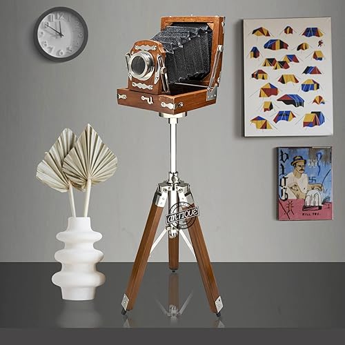 Miniatura 1 de Cámara de película de aspecto vintage antiguo en trípode de madera, estudio coleccionable, decoración del hogar, regalo, 24 pulgadas