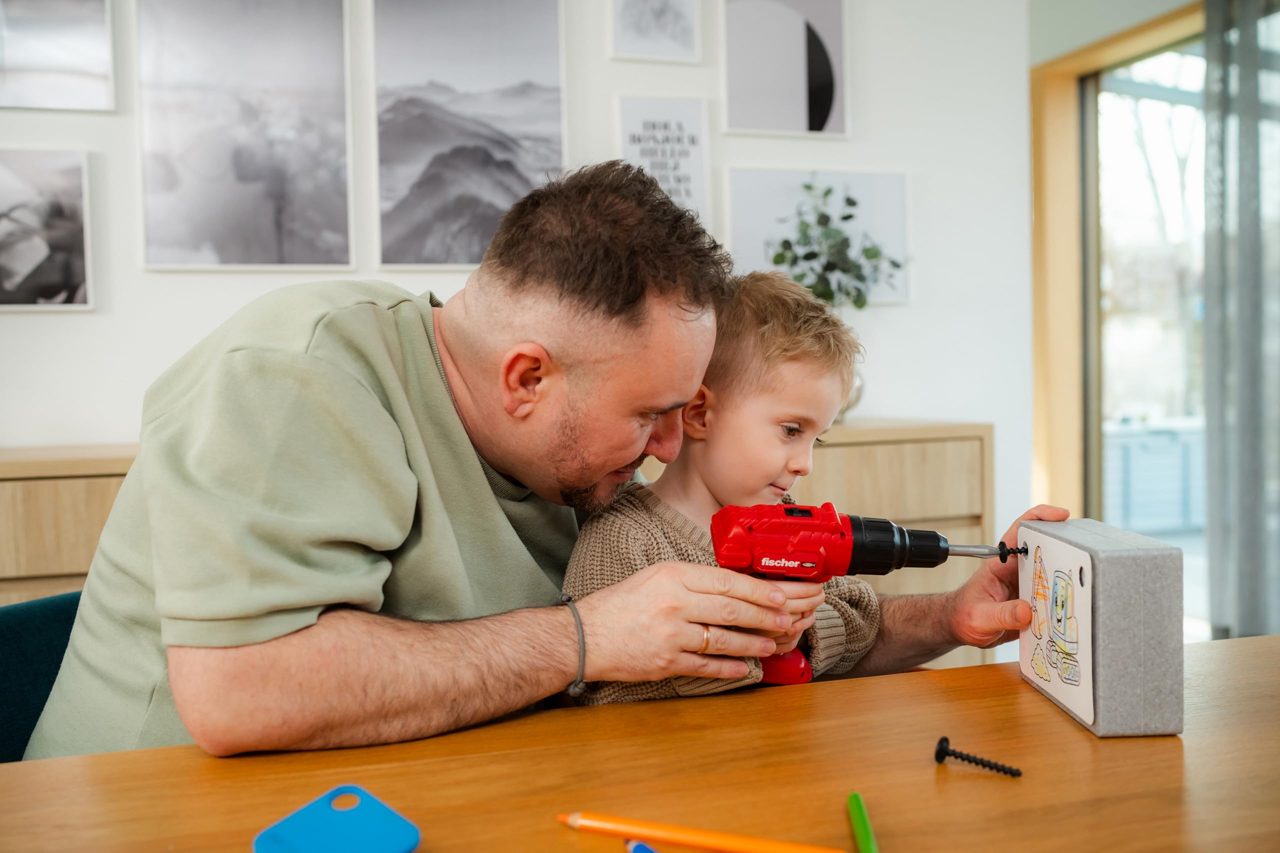 fischertechnik Fischer for Kids Power-Box 579436 kit de Bricolage dès 3 Ans | Jouet d’outils pour enfants 579436, complément idéal pour établi d’atelier, avec chevilles et perceuse-visseuse sans fil